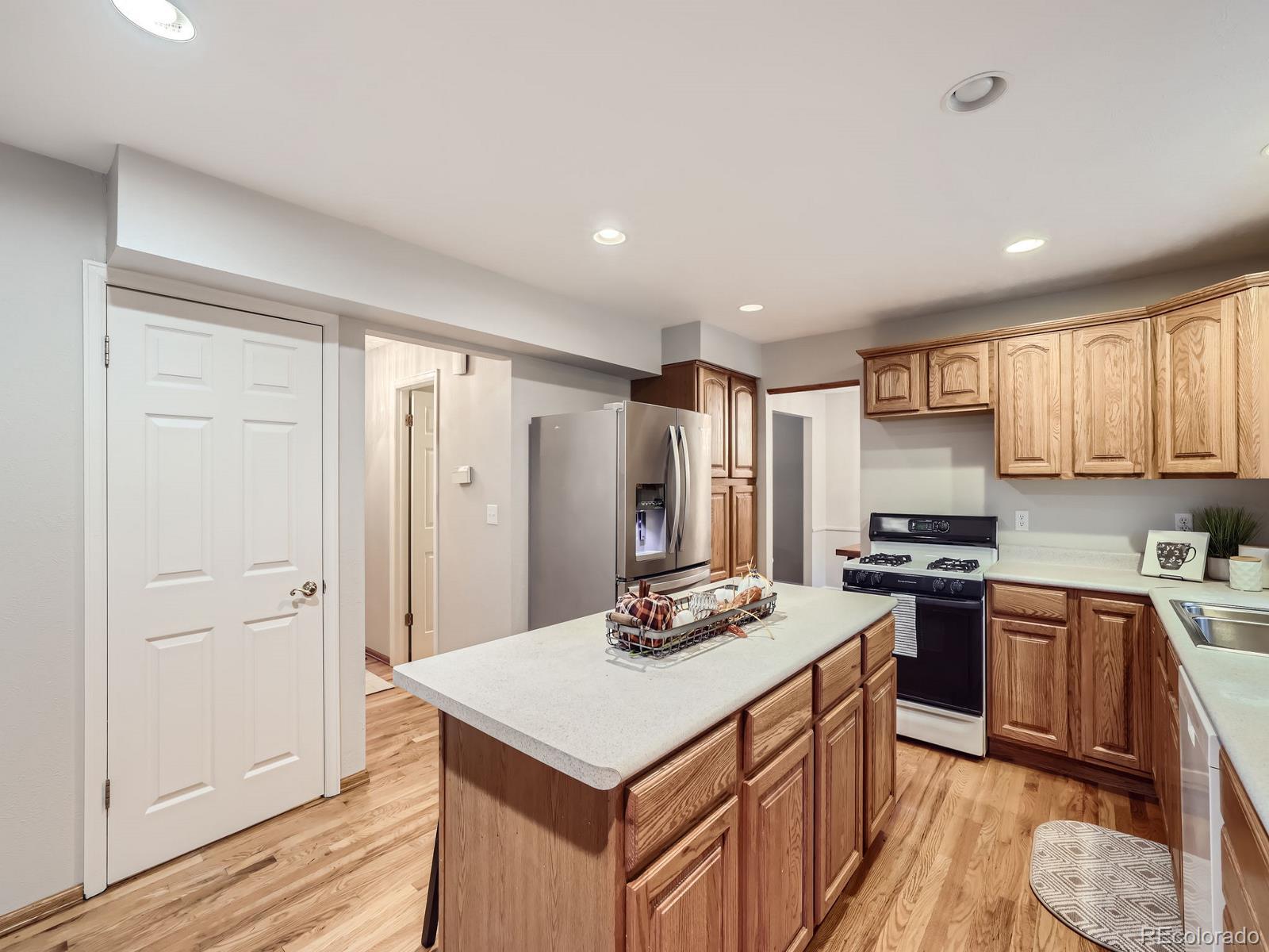 MLS Image #8 for 1145 e kettle avenue,centennial, Colorado