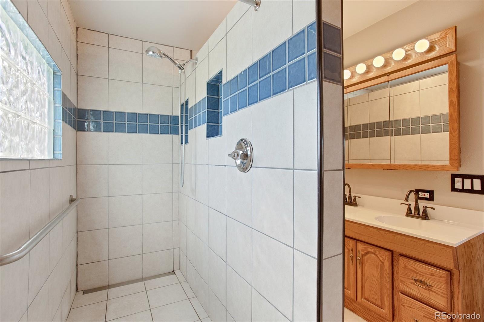MLS Image #12 for 10438  holland place,broomfield, Colorado