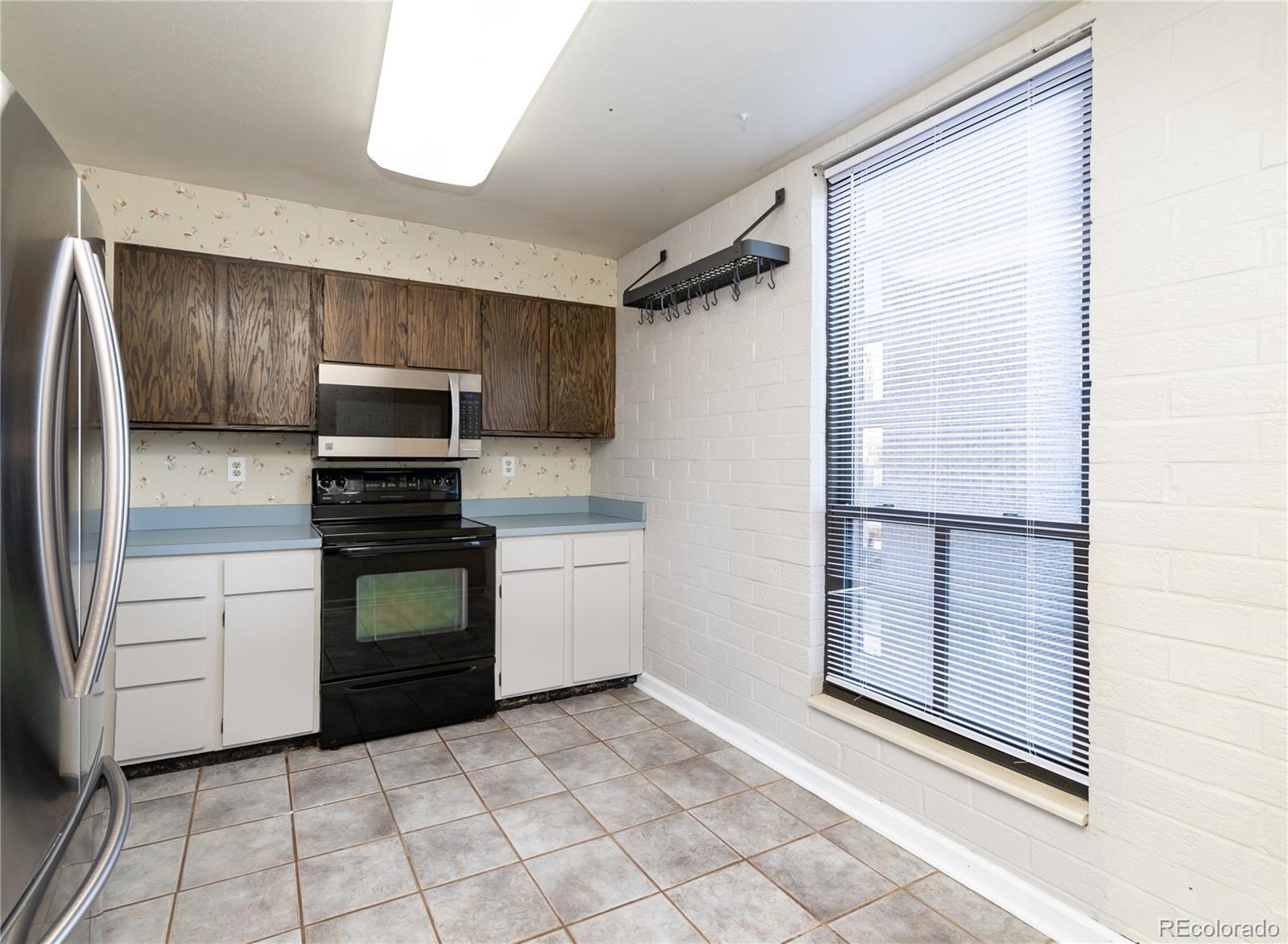 MLS Image #14 for 460 s marion parkway,denver, Colorado