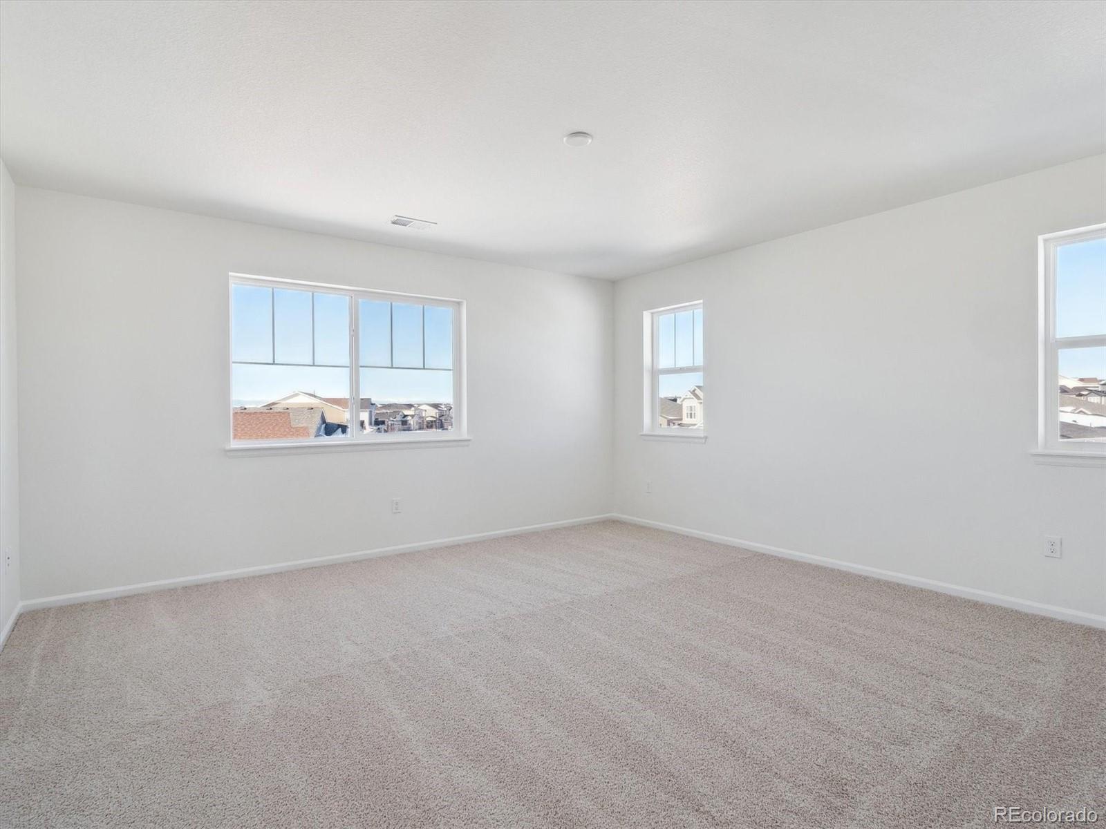 MLS Image #18 for 24520 e 36th avenue,aurora, Colorado