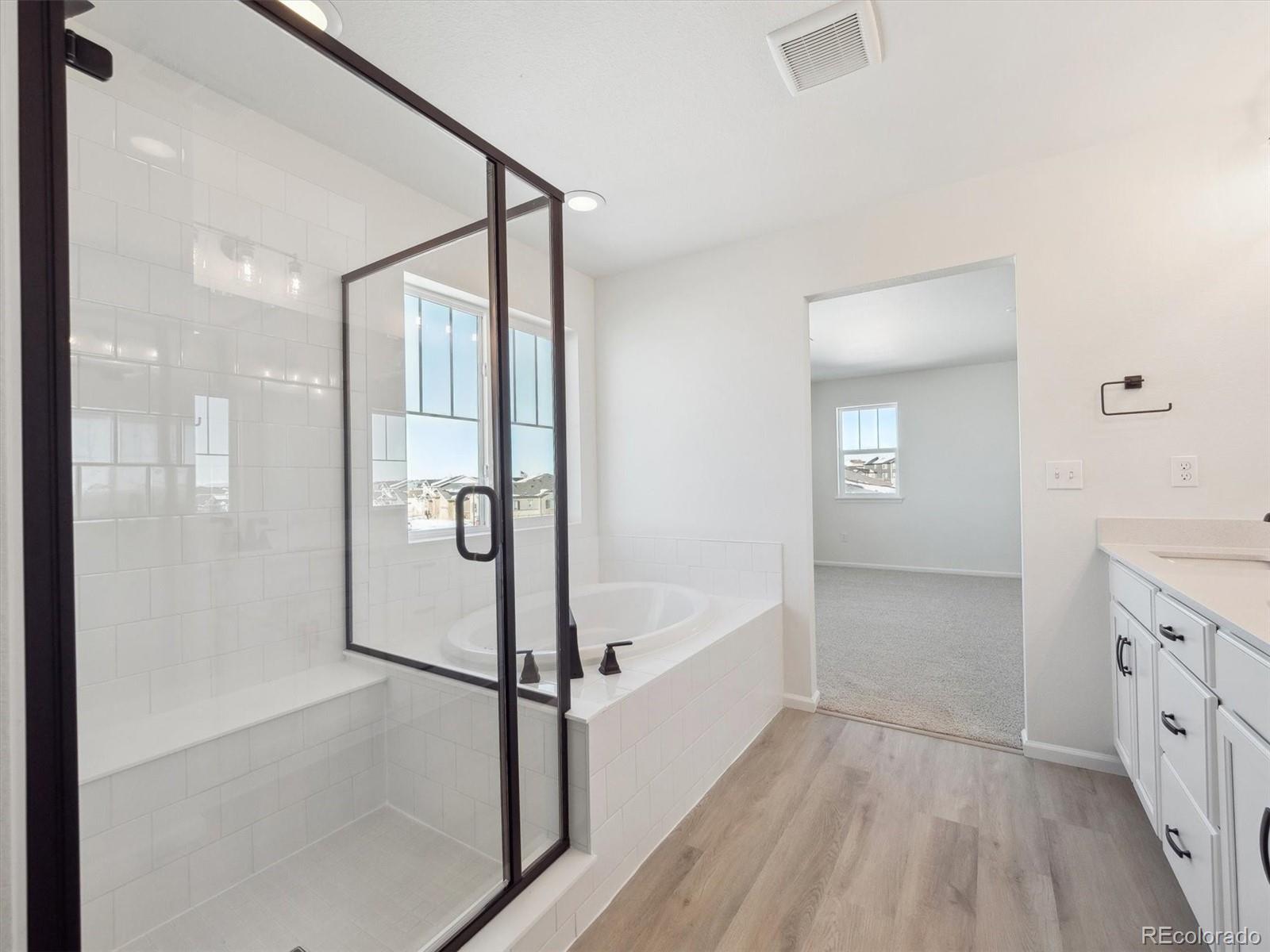 MLS Image #21 for 24520 e 36th avenue,aurora, Colorado