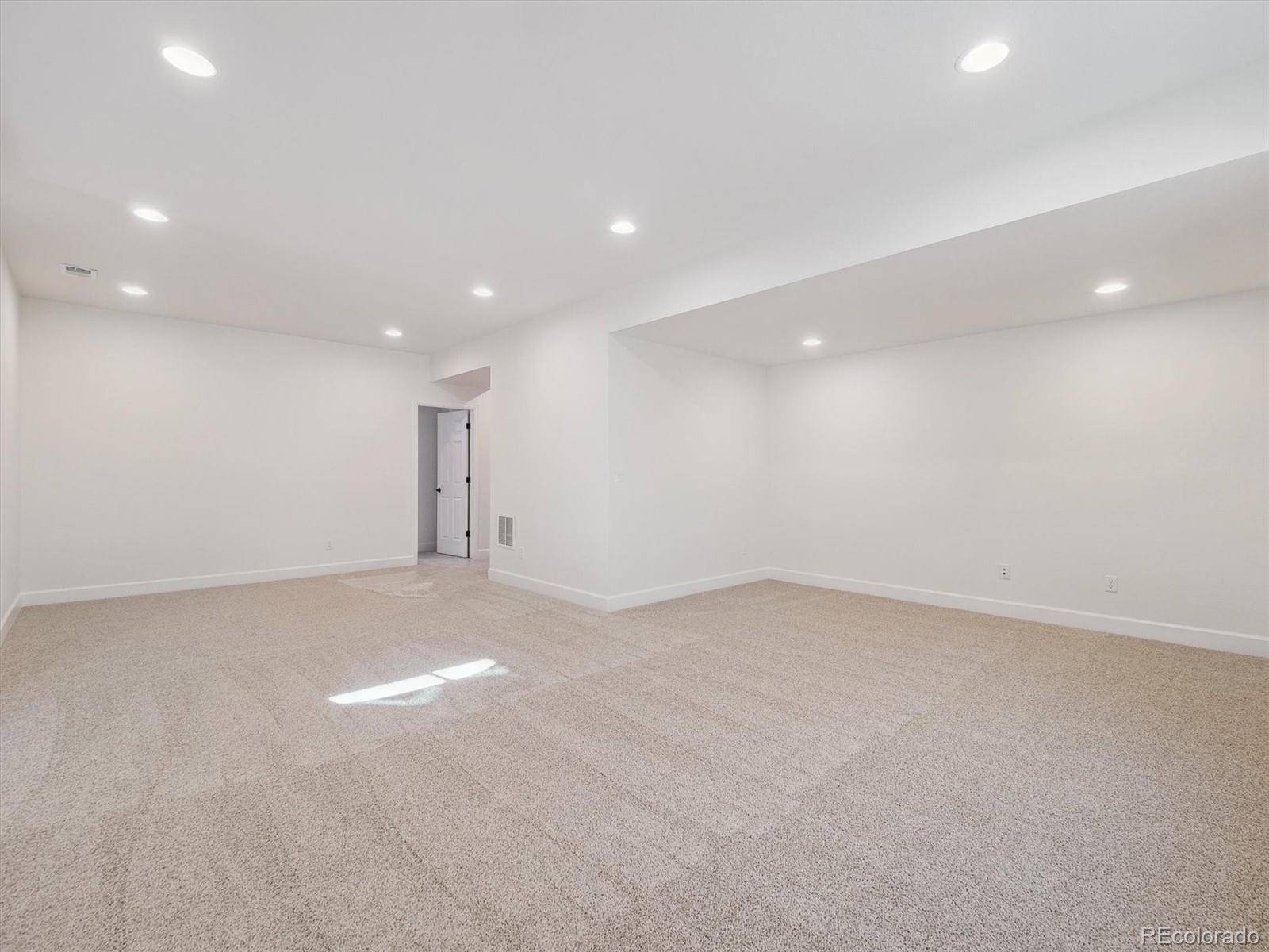 MLS Image #26 for 24520 e 36th avenue,aurora, Colorado