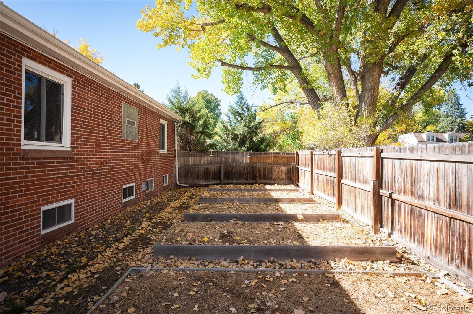 MLS Image #27 for 2074  bell court,lakewood, Colorado