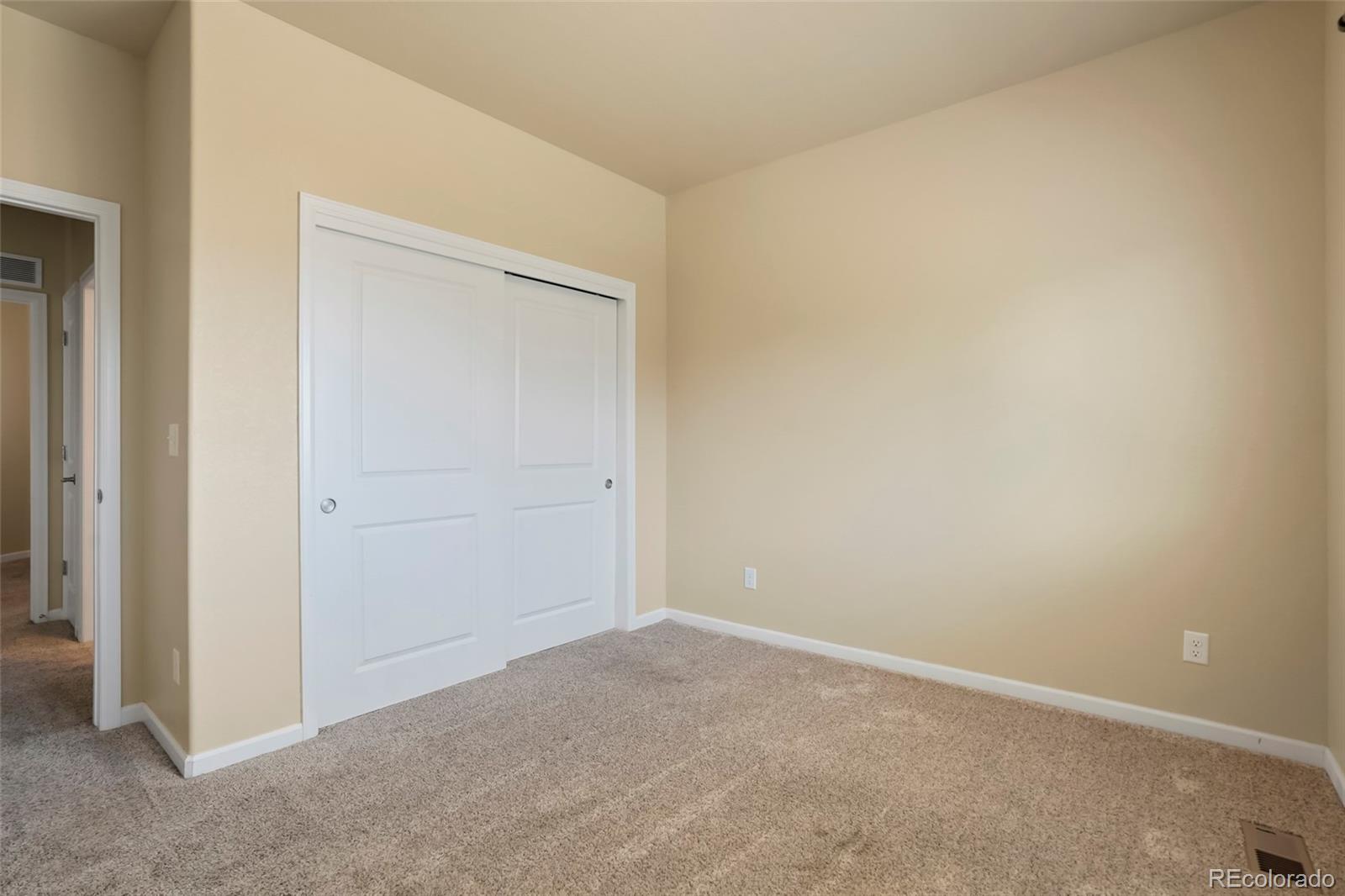 MLS Image #11 for 914  pioneer drive,milliken, Colorado