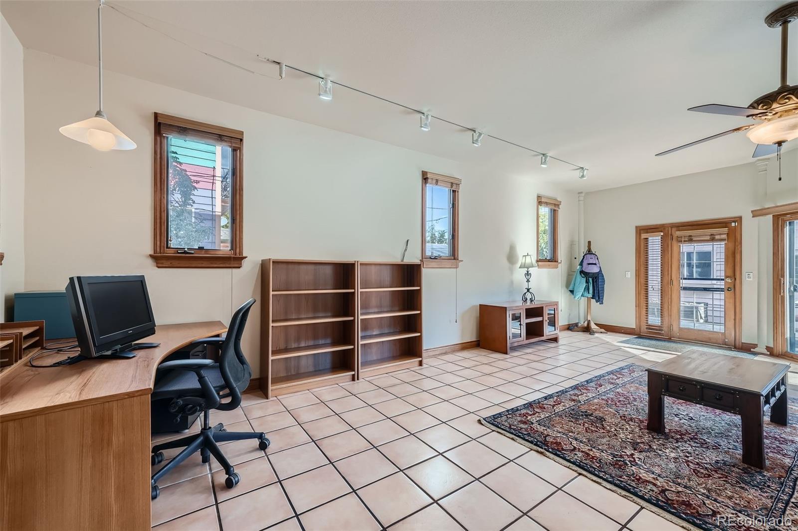 MLS Image #9 for 980 s pennsylvania street,denver, Colorado