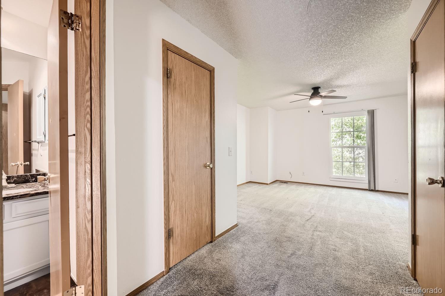 MLS Image #12 for 1811 s quebec way,denver, Colorado