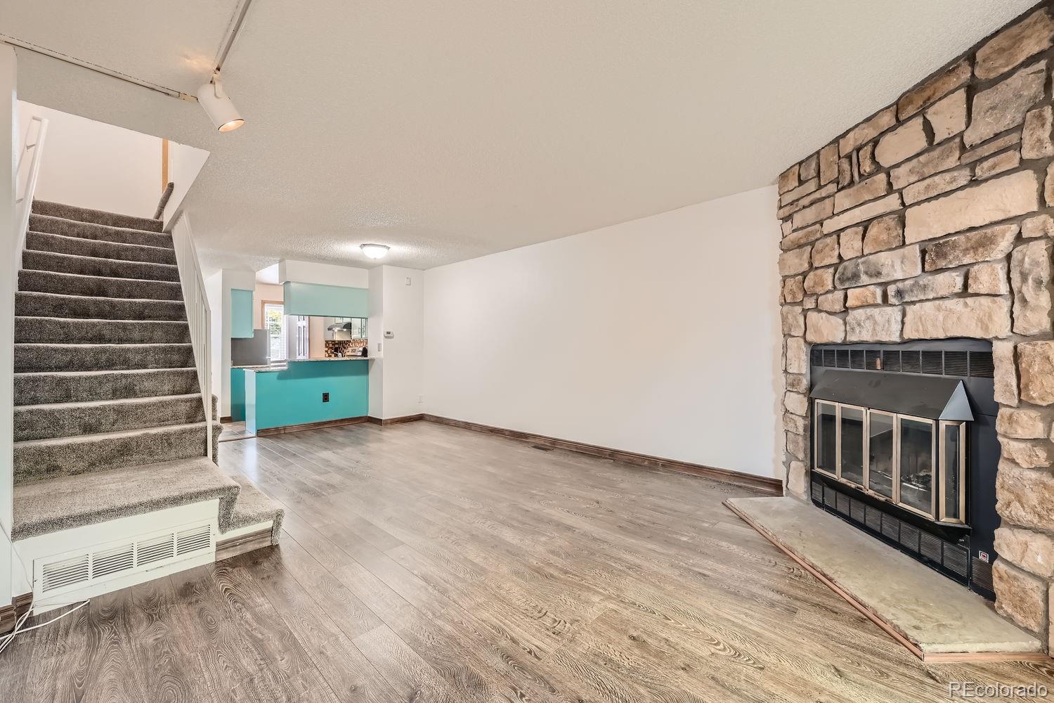 MLS Image #5 for 1811 s quebec way,denver, Colorado