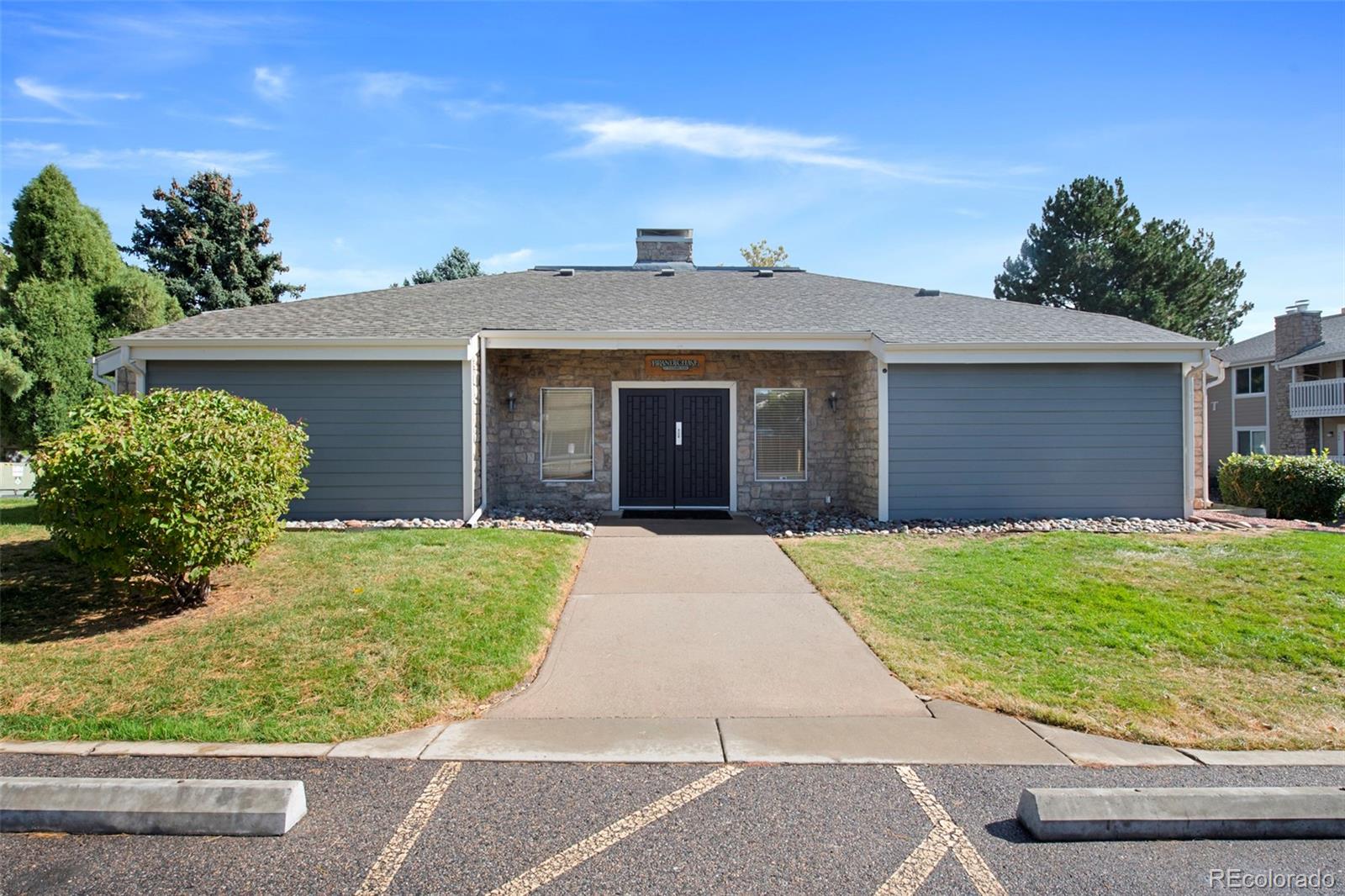 MLS Image #14 for 4400 s quebec street,denver, Colorado