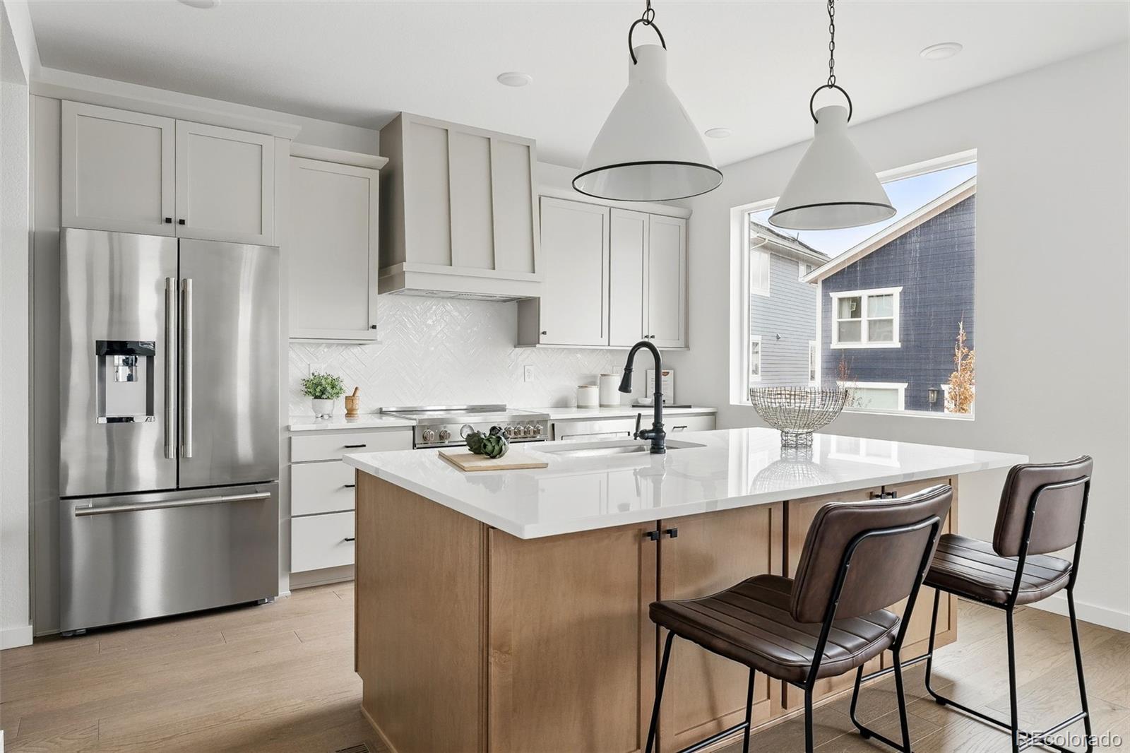 MLS Image #3 for 924  sunflower street,louisville, Colorado