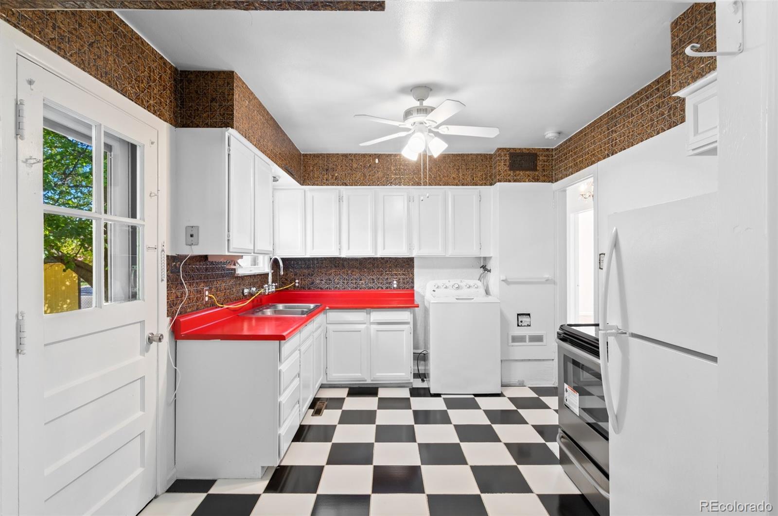 MLS Image #12 for 1565 s mabry way,denver, Colorado