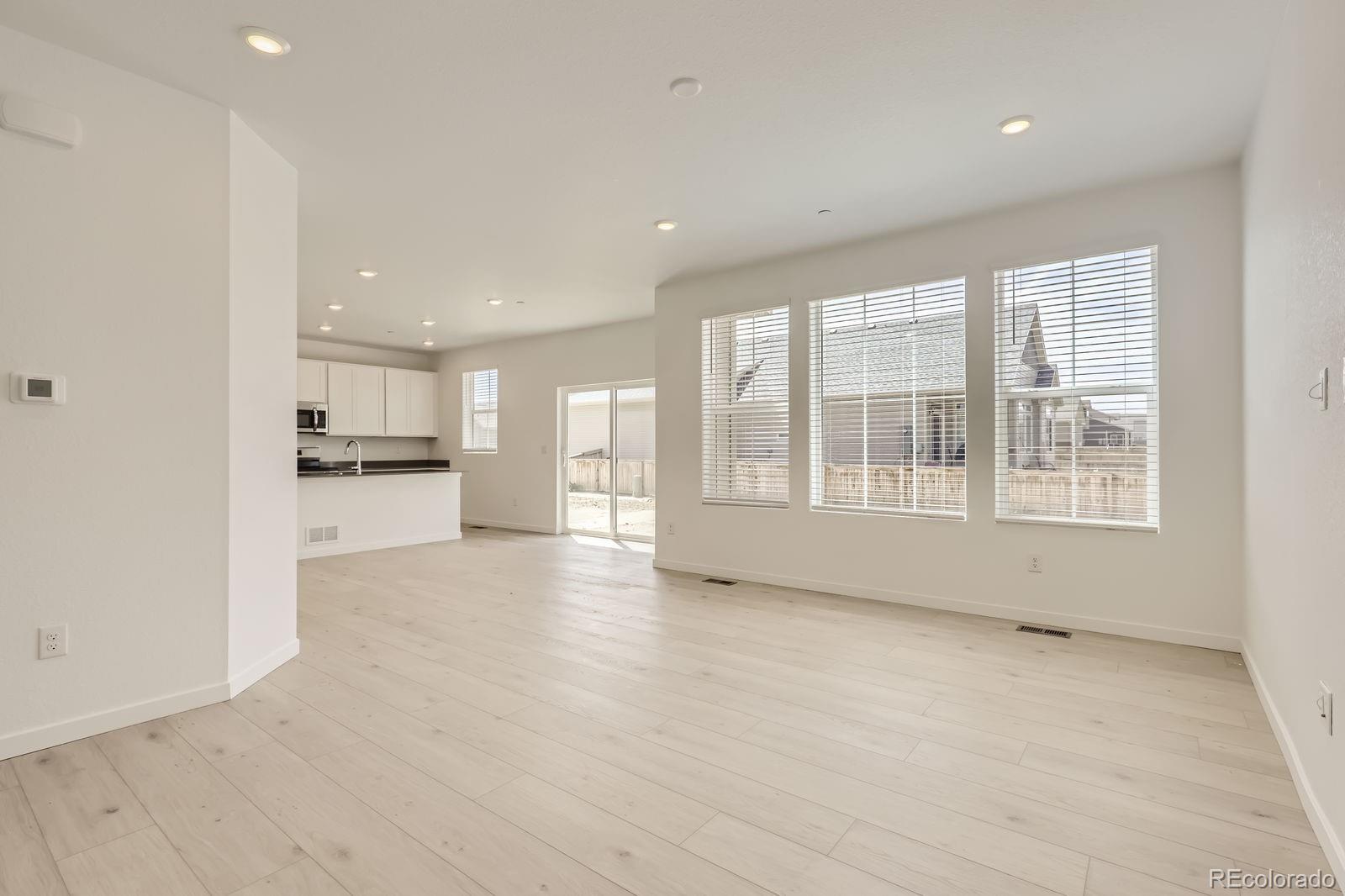 CMA Image for 16686 e 110th avenue,Commerce City, Colorado