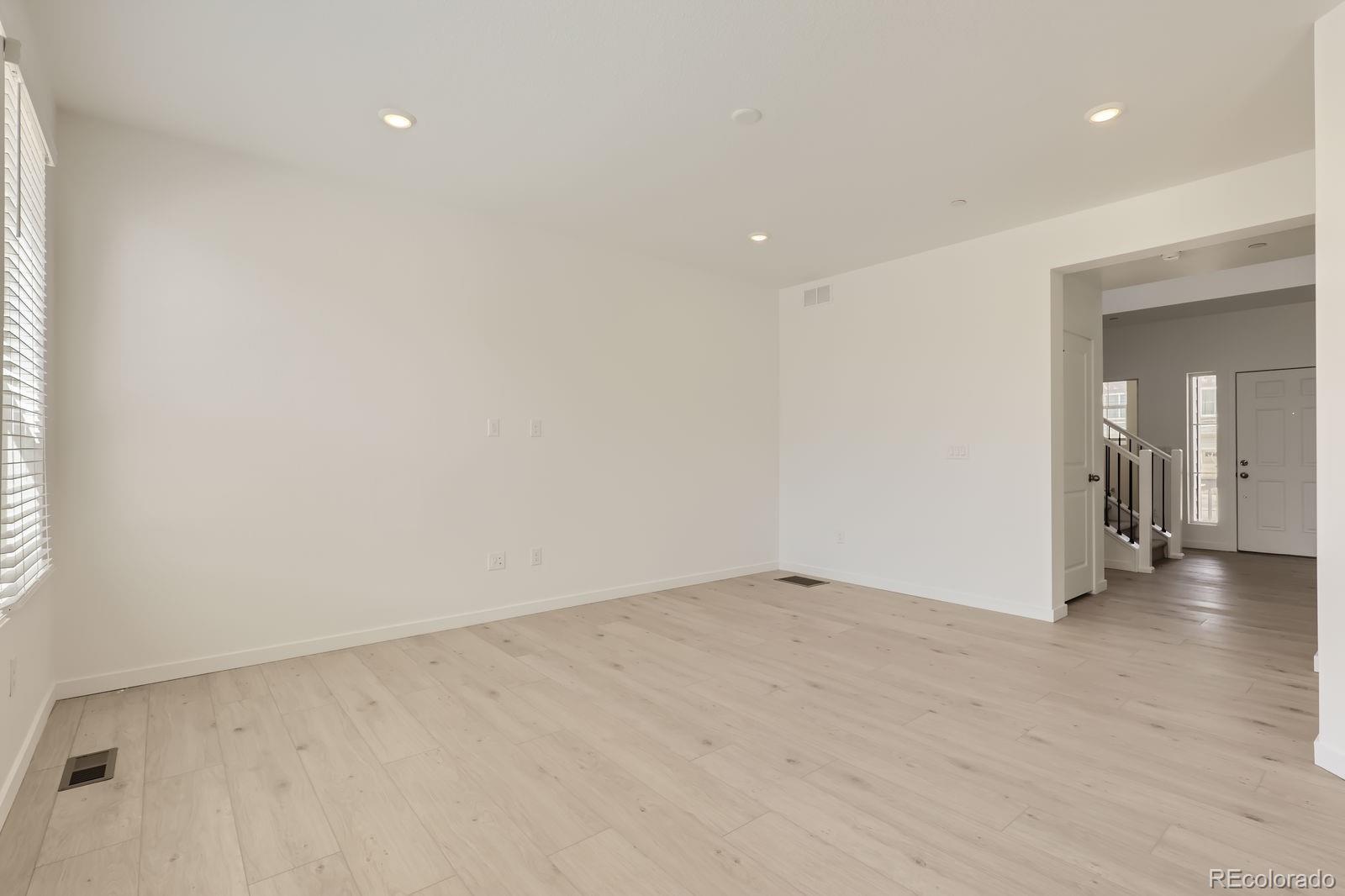 MLS Image #2 for 16686 e 110th avenue,commerce city, Colorado