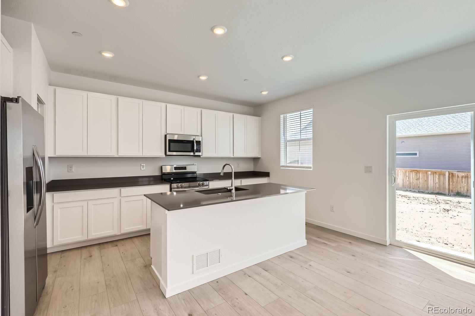 MLS Image #3 for 16686 e 110th avenue,commerce city, Colorado