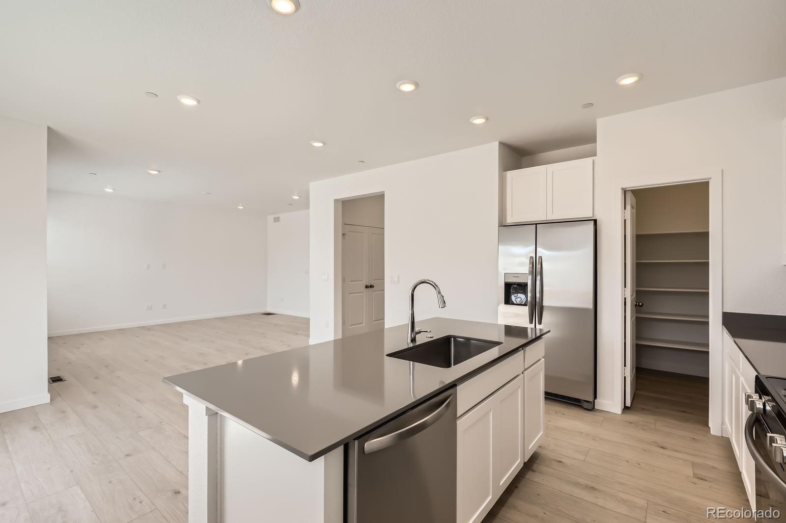 MLS Image #4 for 16686 e 110th avenue,commerce city, Colorado