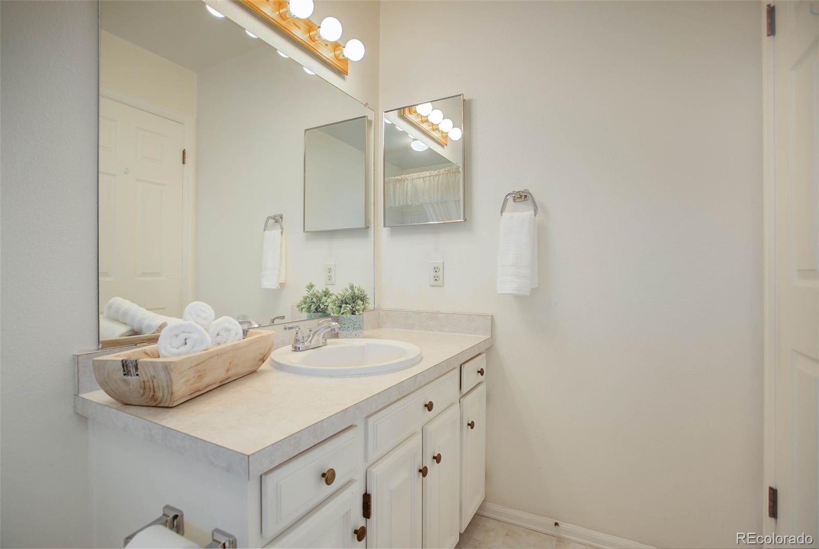 MLS Image #23 for 652  mountain chickadee road,highlands ranch, Colorado