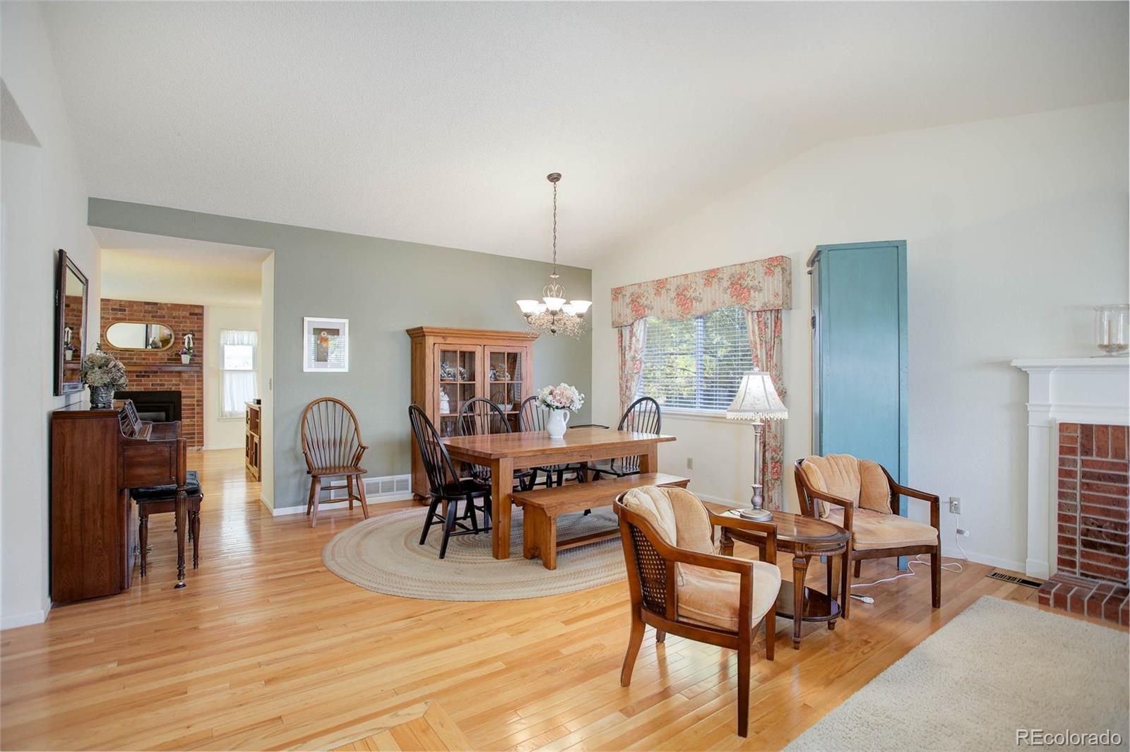 MLS Image #5 for 652  mountain chickadee road,highlands ranch, Colorado
