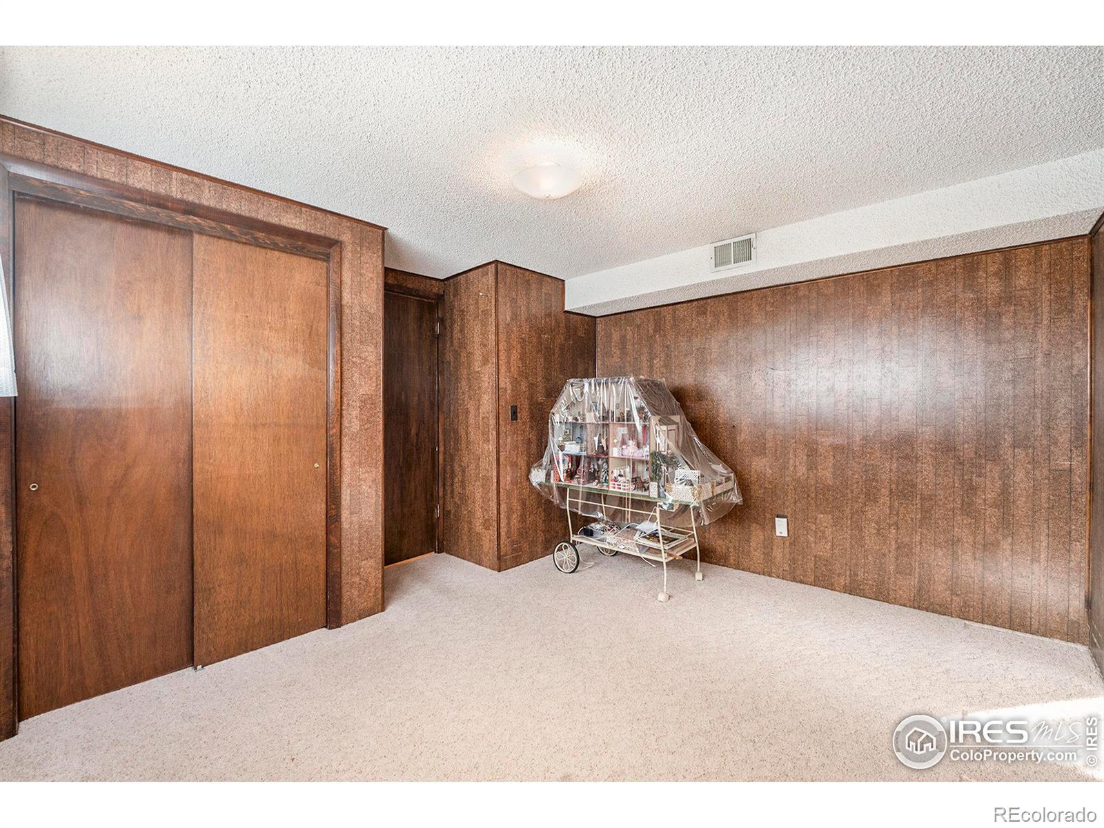 MLS Image #10 for 2216  51st avenue,greeley, Colorado