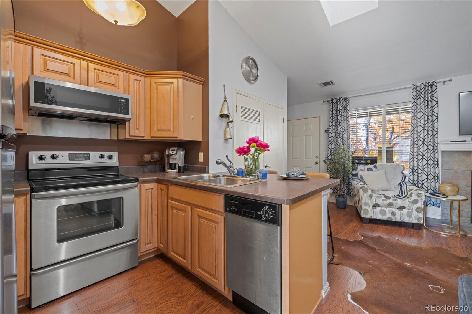 MLS Image #9 for 857  summer drive,highlands ranch, Colorado