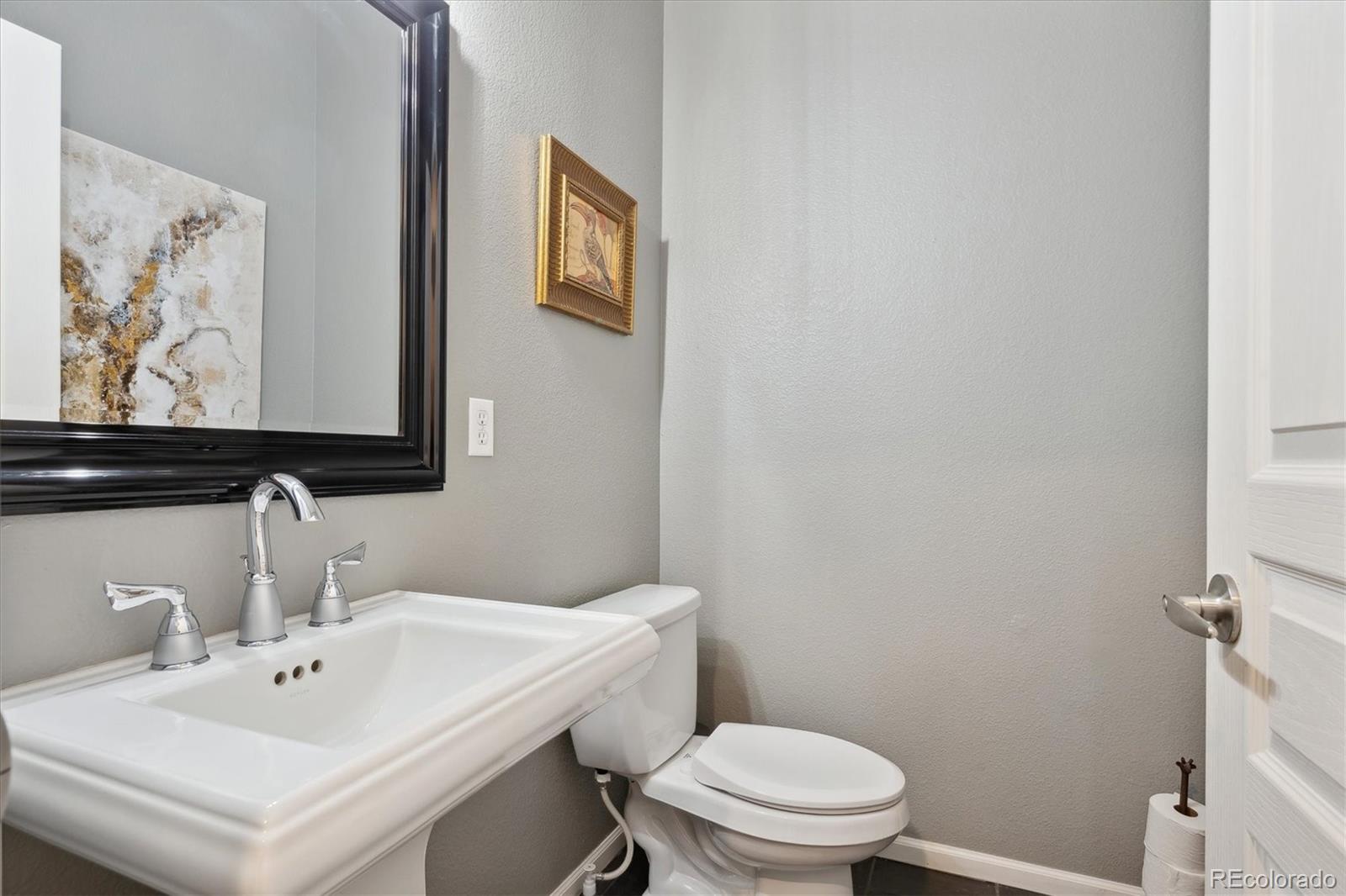 MLS Image #18 for 6489 s ouray way,aurora, Colorado