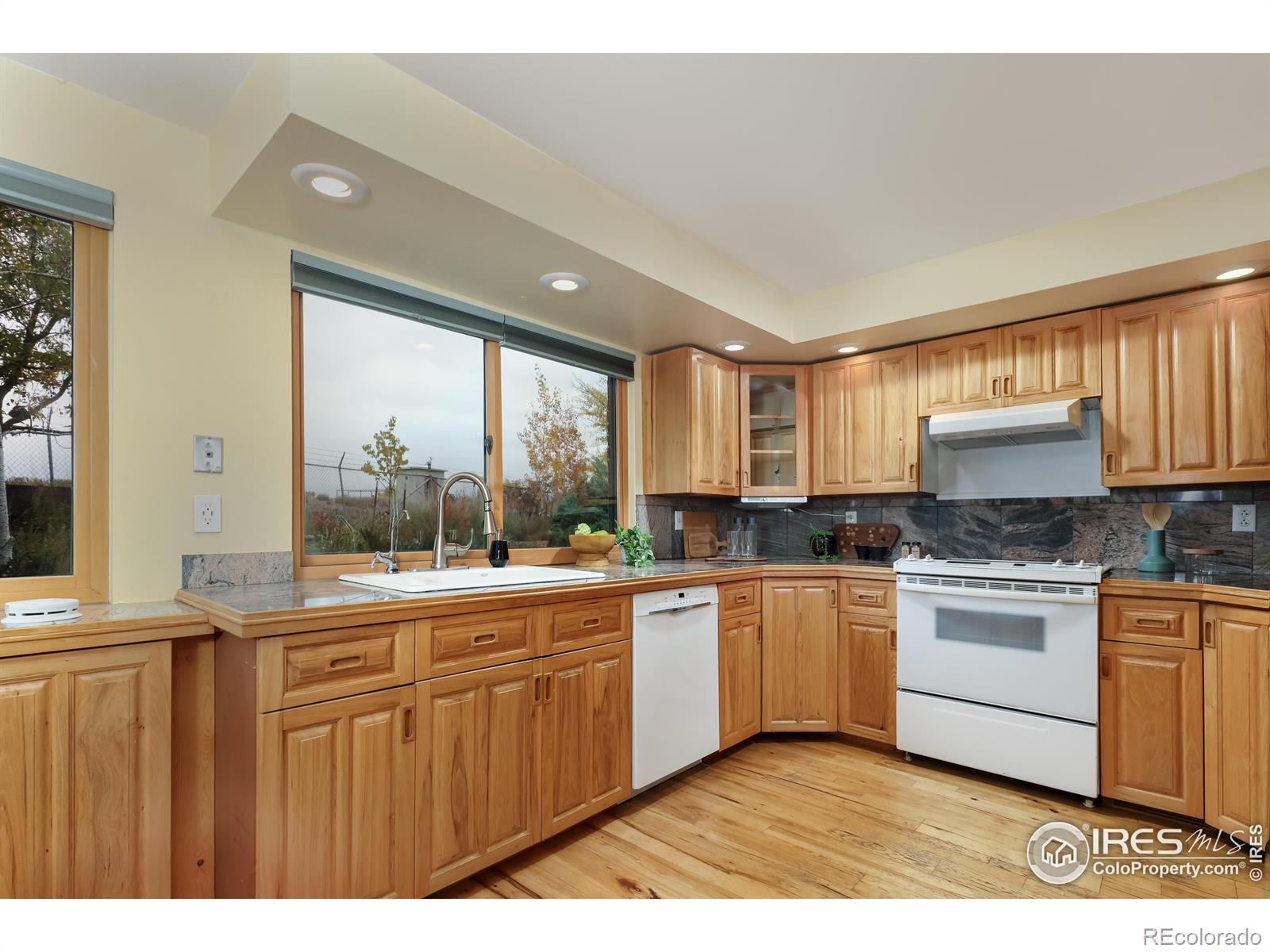 MLS Image #18 for 4289  carter trail,boulder, Colorado