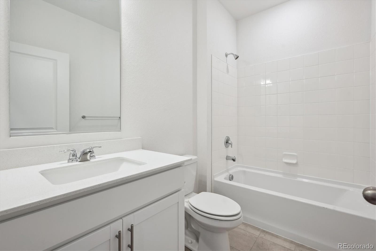 MLS Image #5 for 13705  siltstone place,mead, Colorado