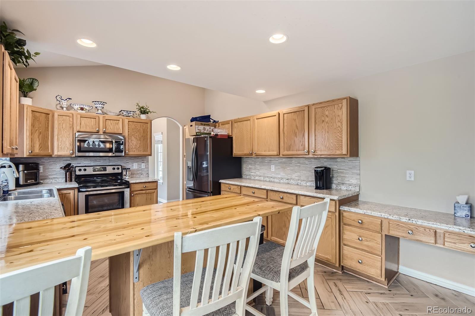 MLS Image #7 for 2921 s tower way,aurora, Colorado