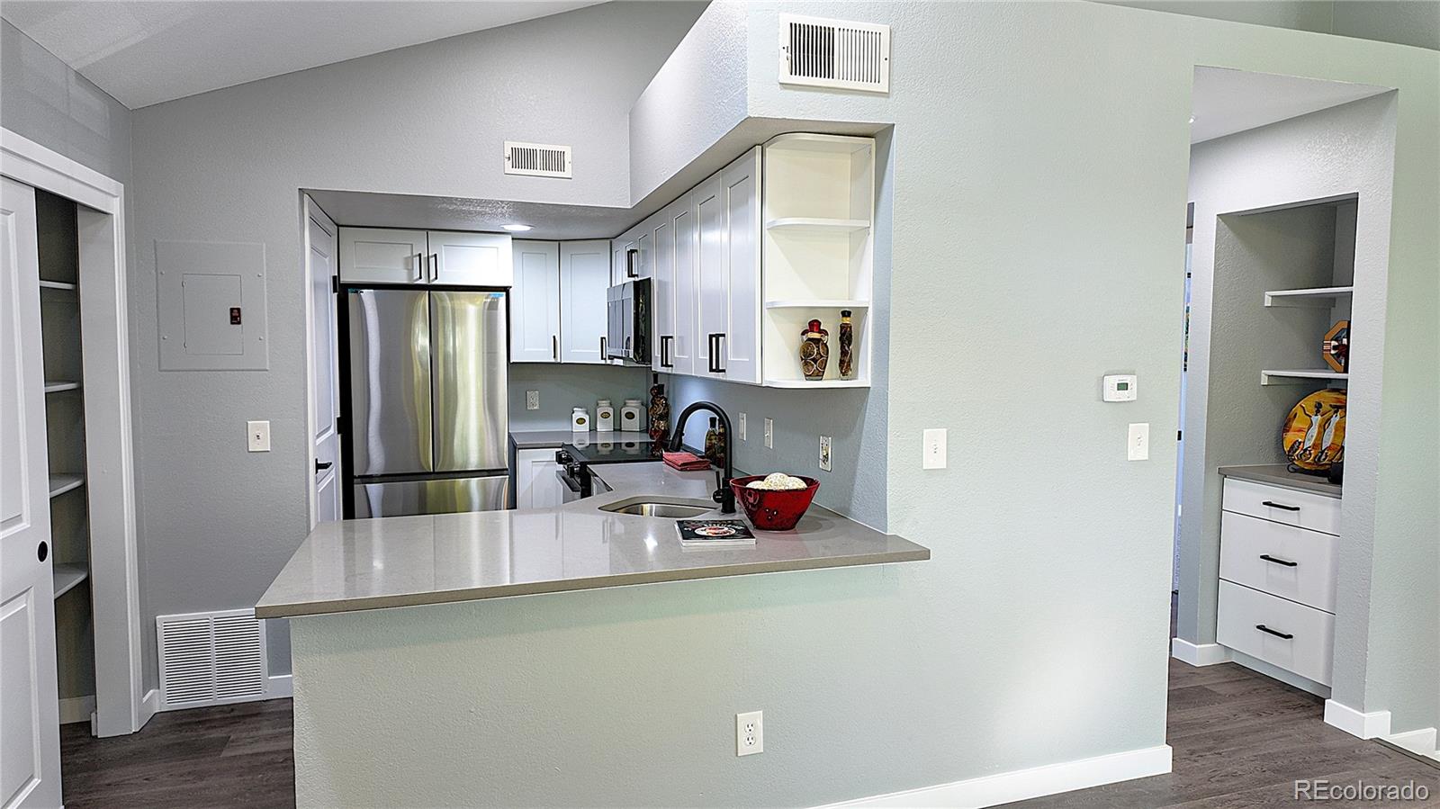 MLS Image #2 for 4760 s wadsworth boulevard,littleton, Colorado
