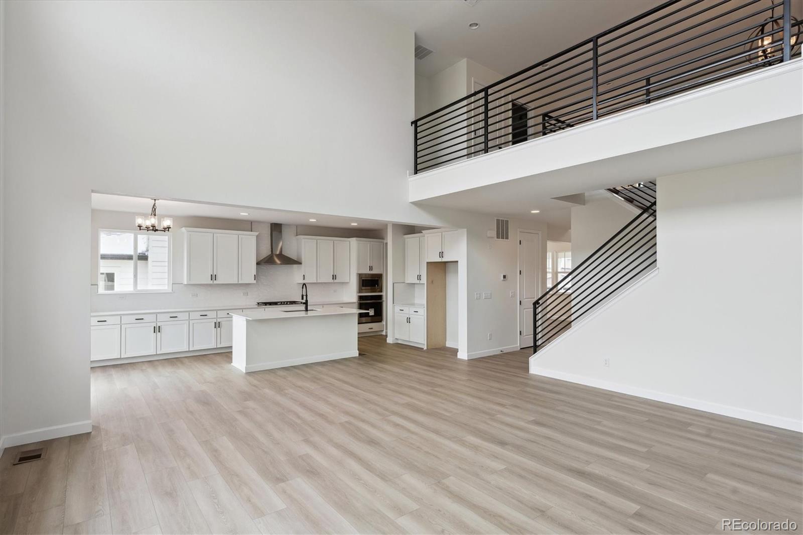MLS Image #3 for 5537  riverbend avenue,firestone, Colorado