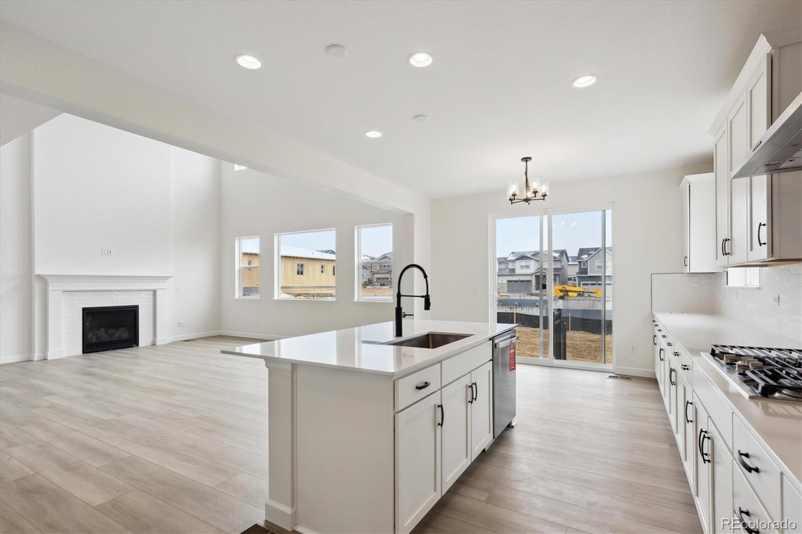 MLS Image #5 for 5537  riverbend avenue,firestone, Colorado