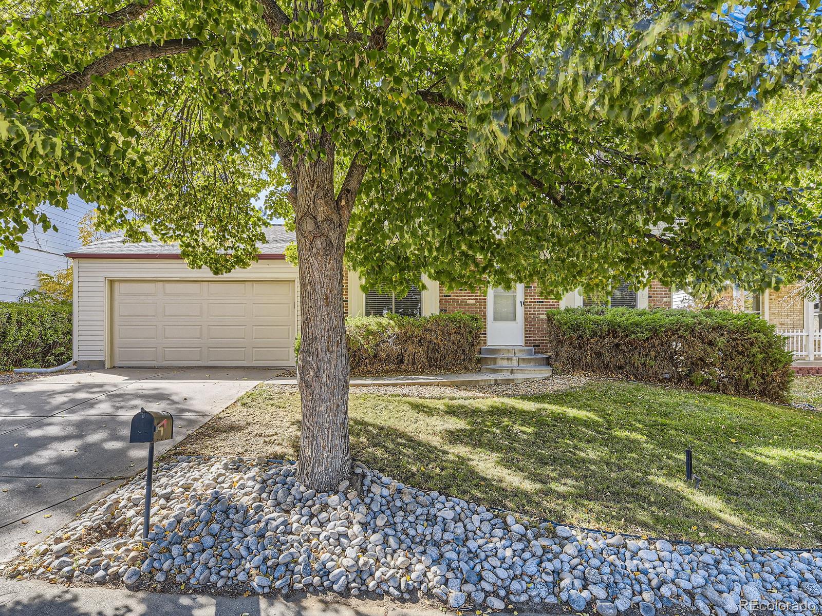 MLS Image #0 for 1009 s lewiston way,aurora, Colorado