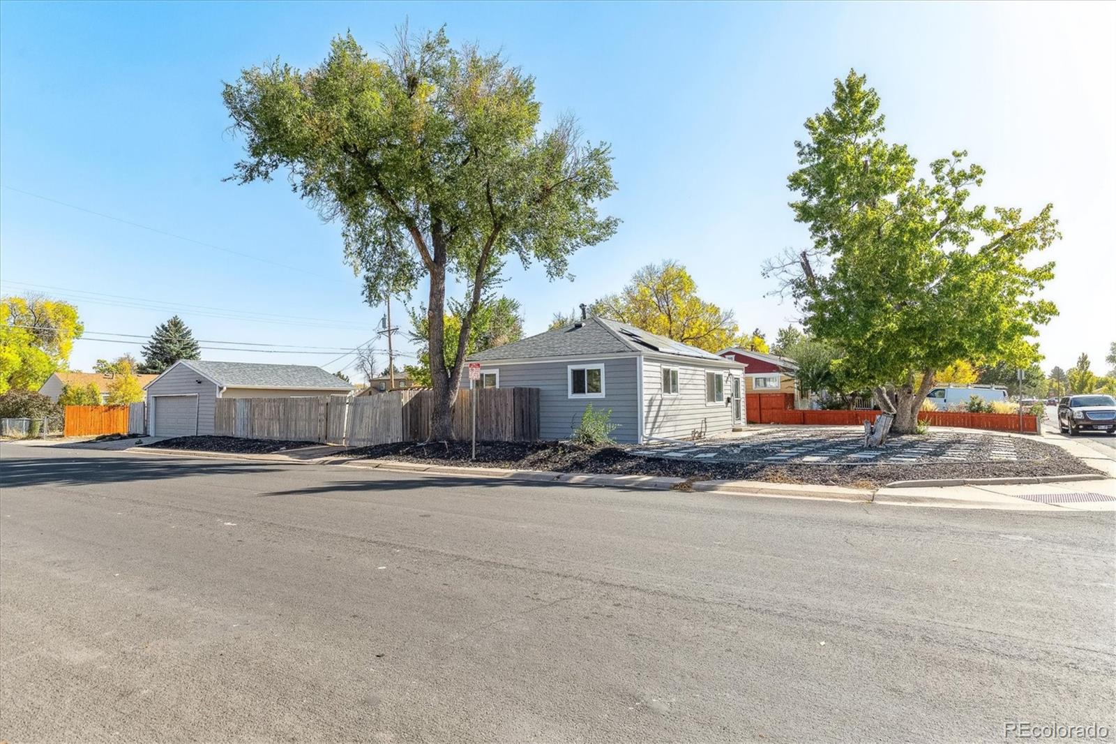 MLS Image #2 for 1200 s vrain street,denver, Colorado