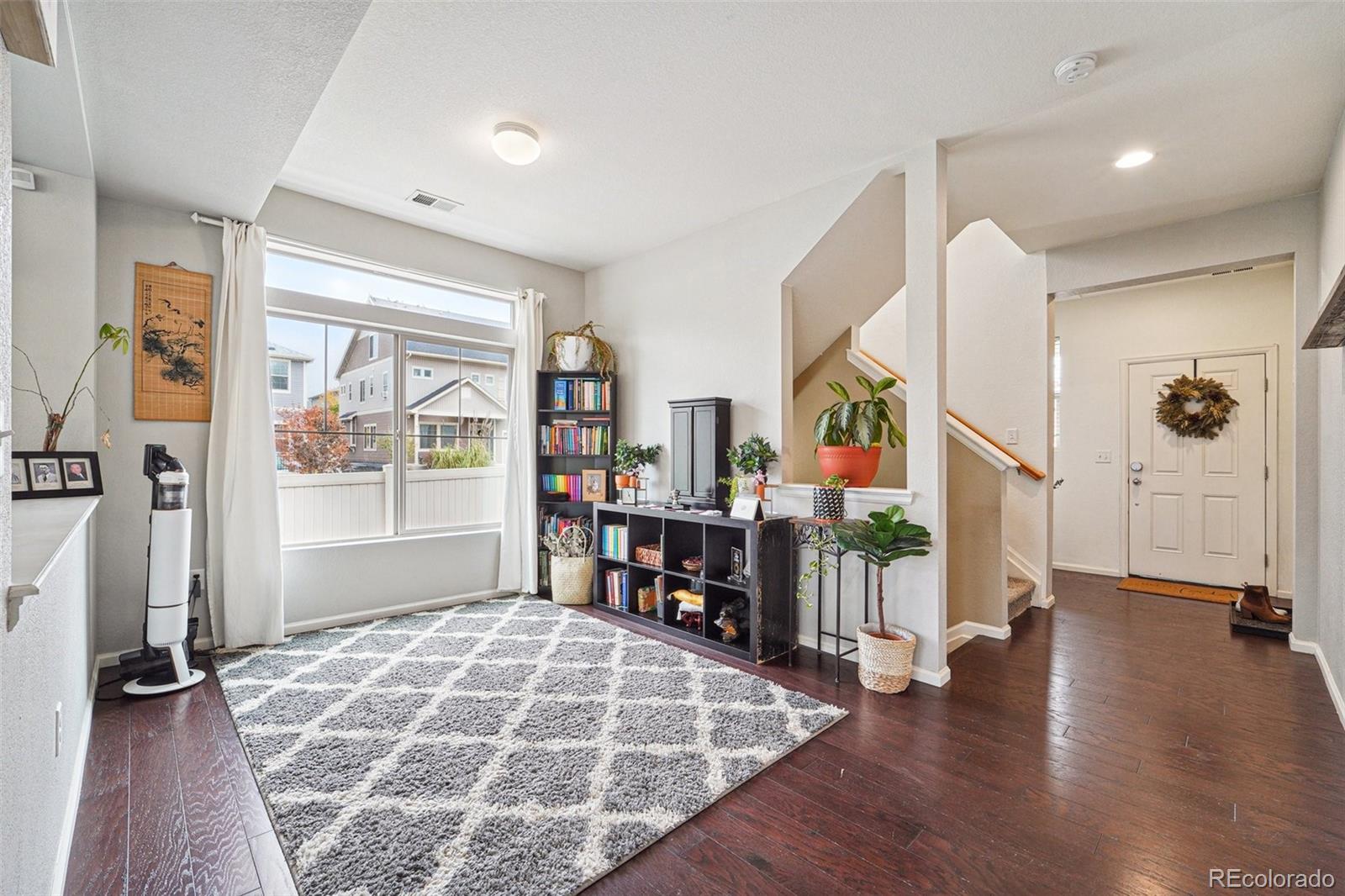 MLS Image #2 for 5569  ceylon street,denver, Colorado