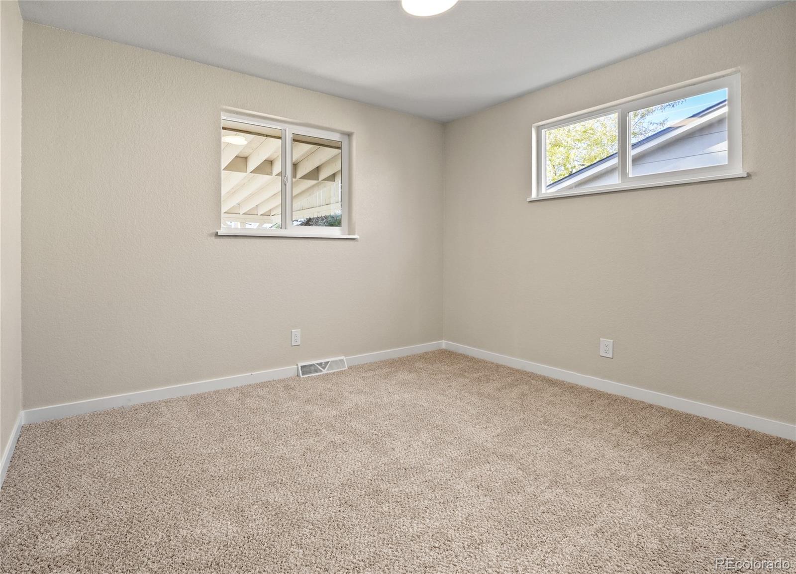 MLS Image #11 for 12106 e virginia place,aurora, Colorado