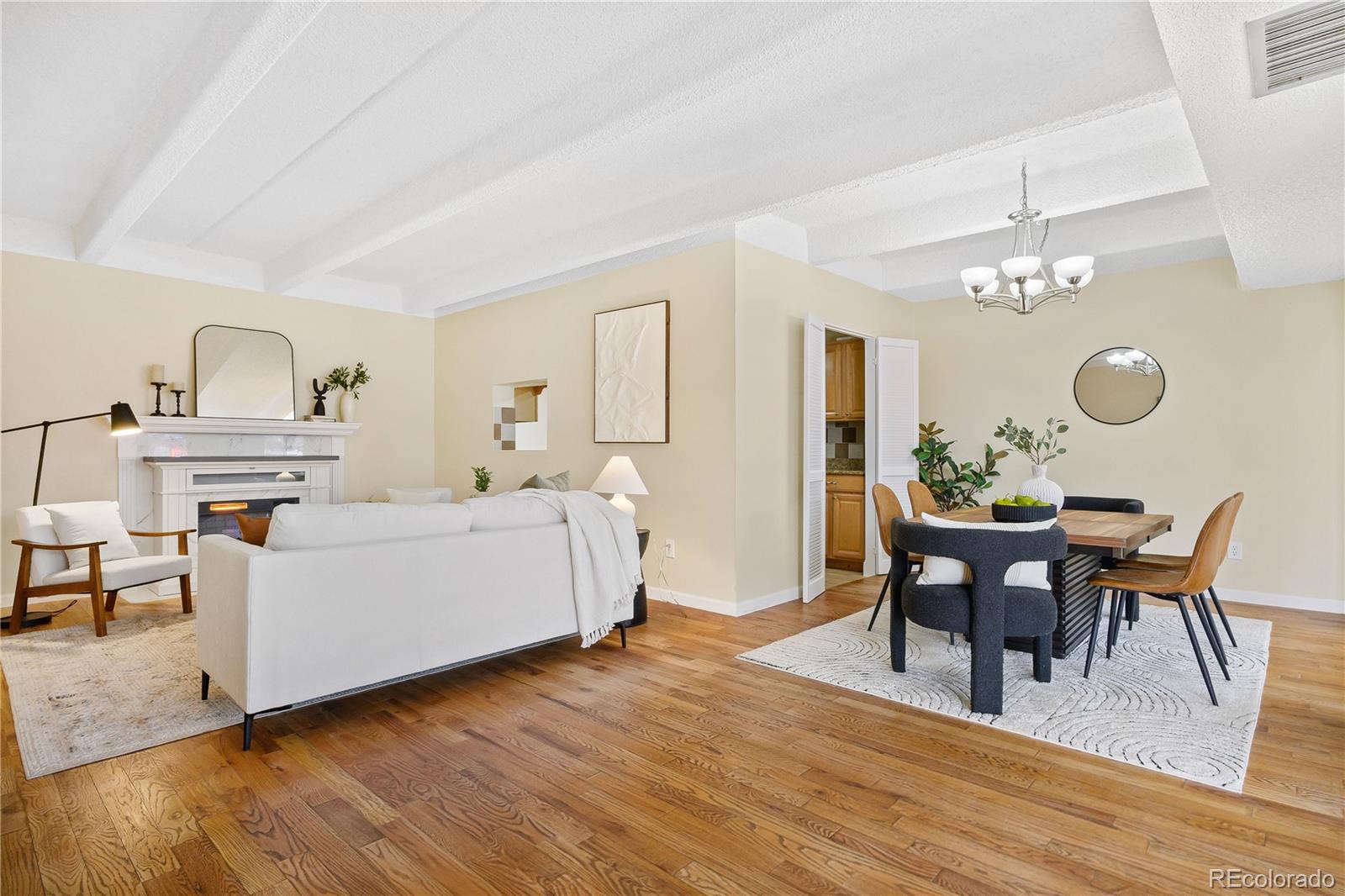MLS Image #13 for 7865 e mississippi avenue,denver, Colorado
