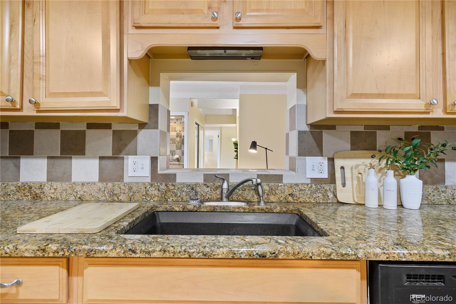MLS Image #16 for 7865 e mississippi avenue,denver, Colorado