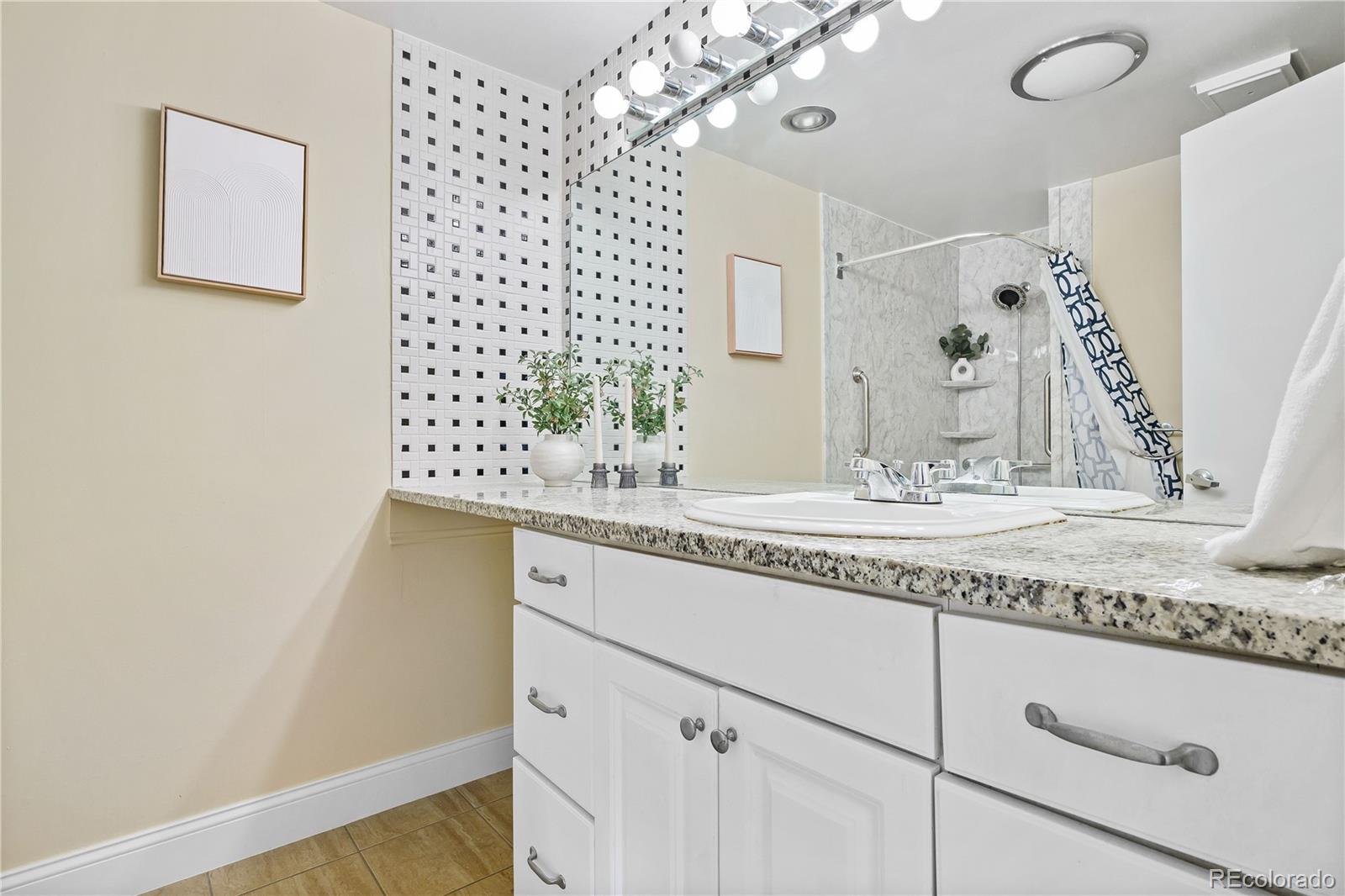 MLS Image #8 for 7865 e mississippi avenue,denver, Colorado