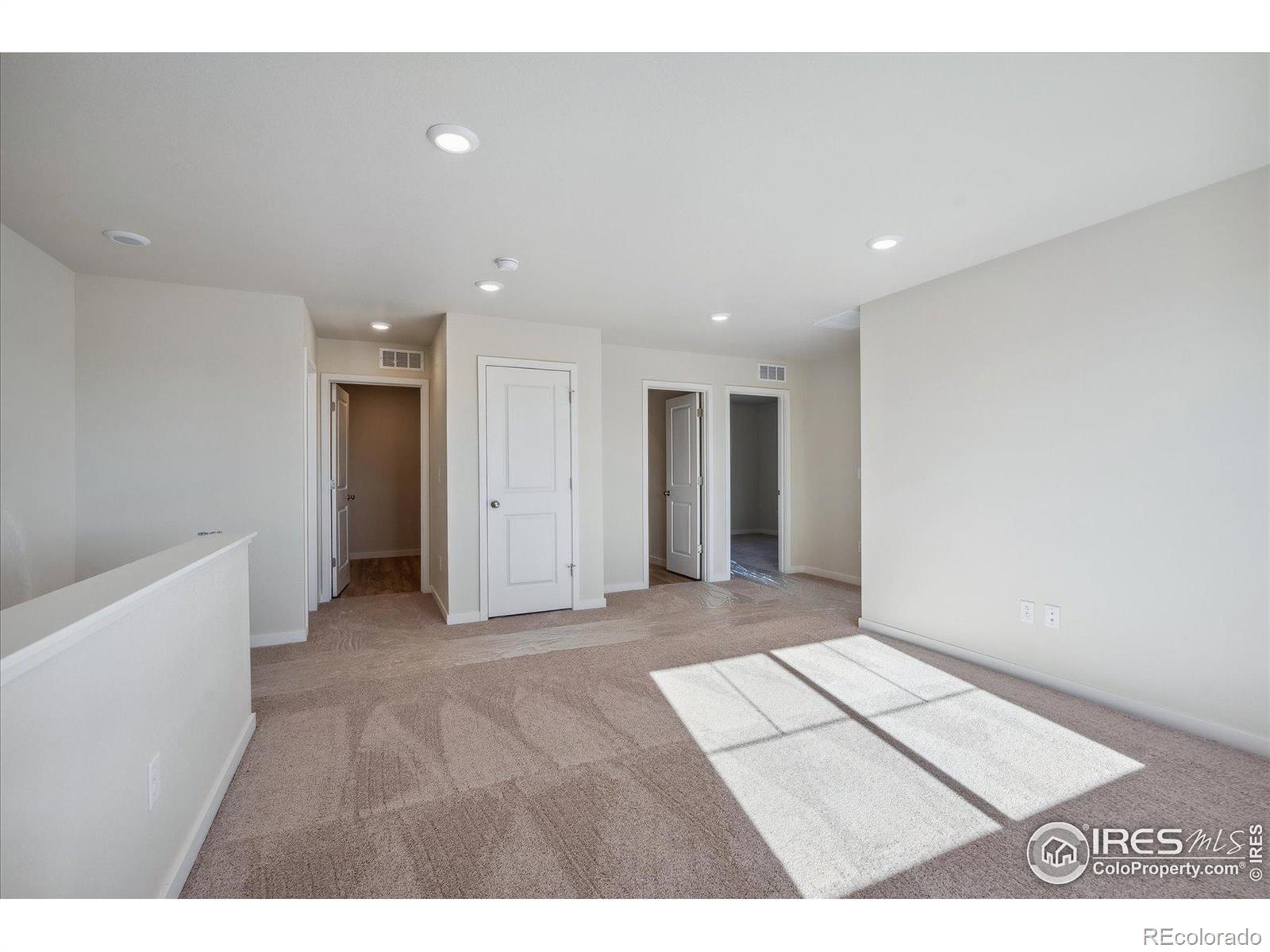 MLS Image #17 for 926  hummocky way,windsor, Colorado