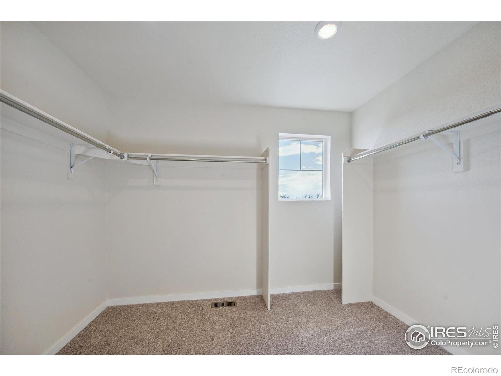MLS Image #22 for 926  hummocky way,windsor, Colorado