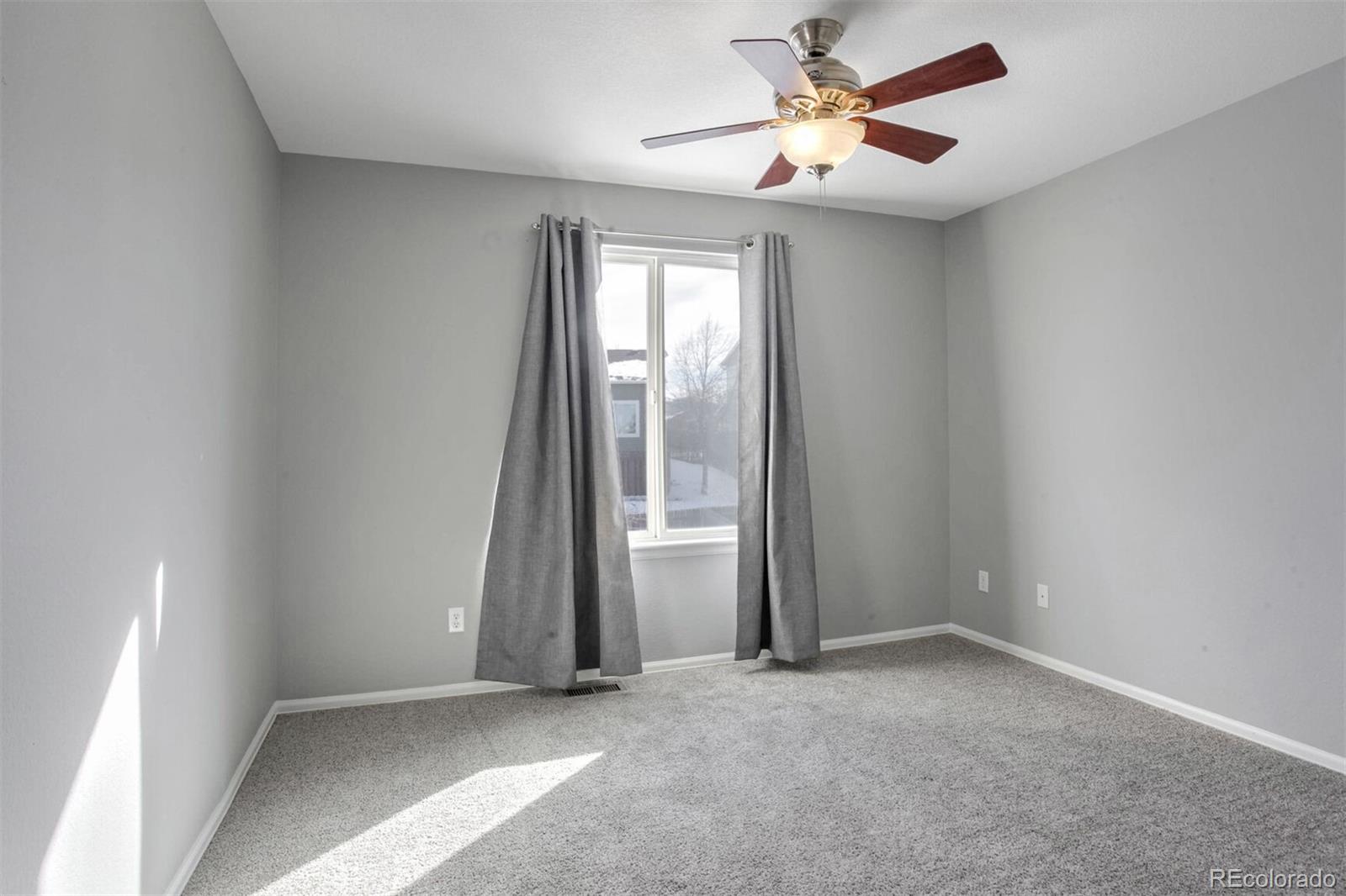 MLS Image #15 for 5462 s valdai way,aurora, Colorado