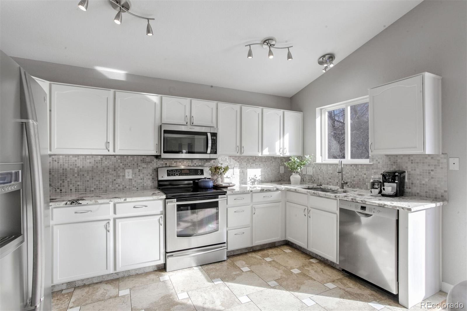 MLS Image #4 for 5462 s valdai way,aurora, Colorado