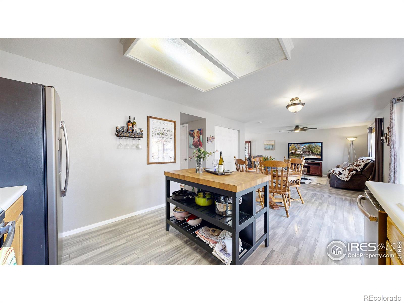 MLS Image #7 for 11435  macon street,commerce city, Colorado