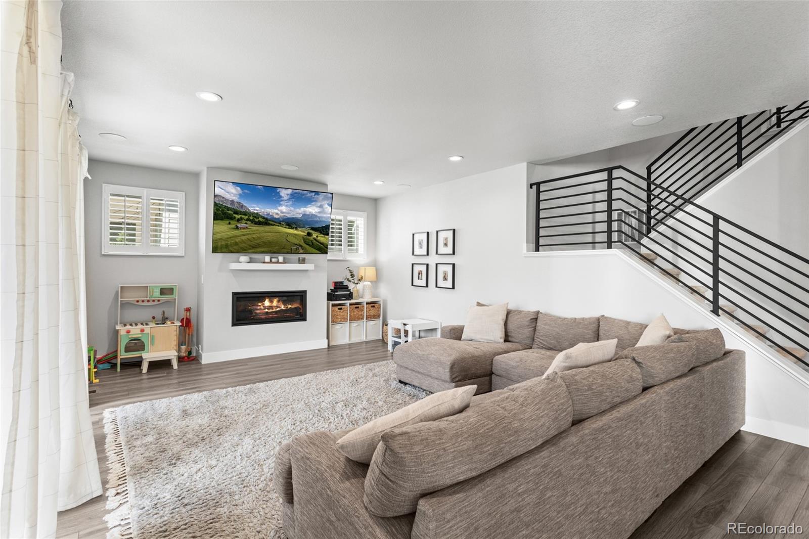 MLS Image #13 for 2860 e 102nd place,thornton, Colorado