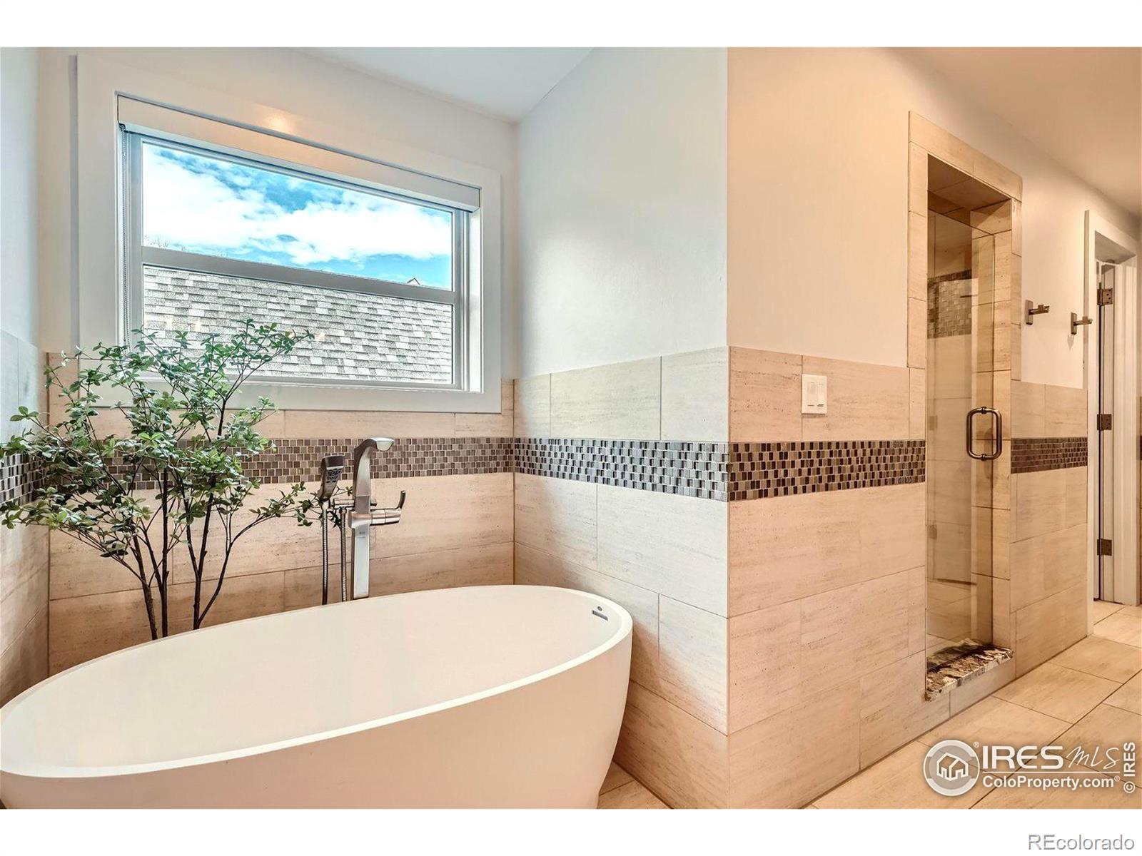 MLS Image #15 for 2410 w argyle place,denver, Colorado