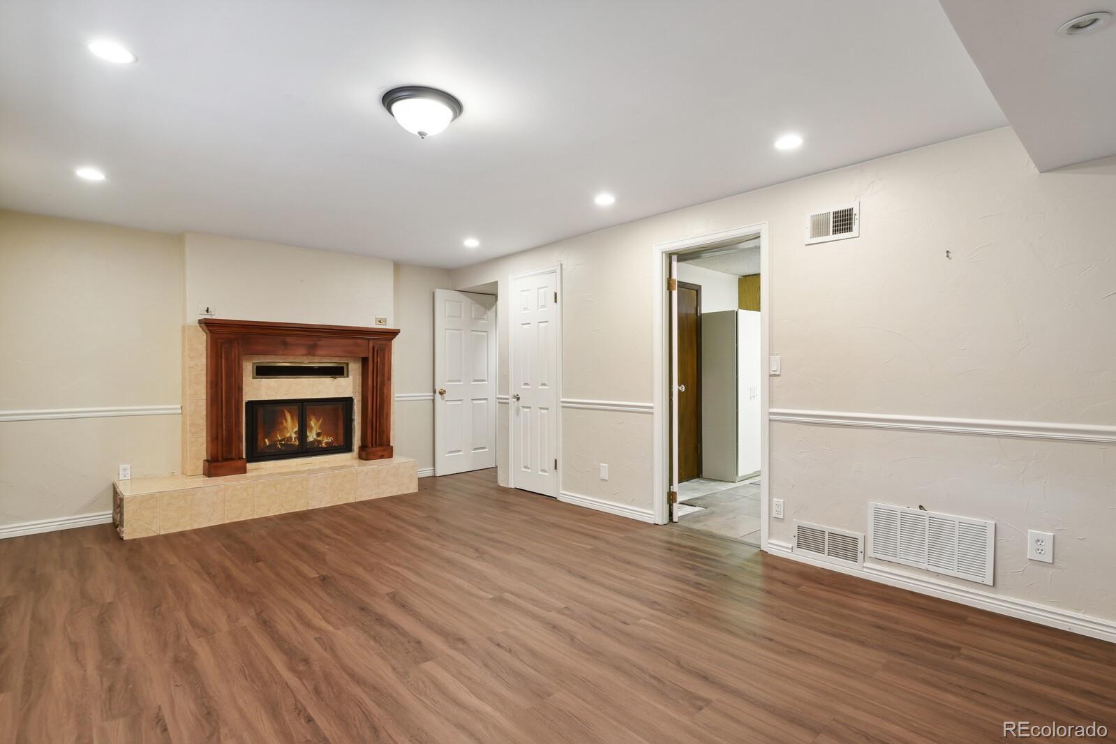 MLS Image #14 for 7526 w ottawa place,littleton, Colorado