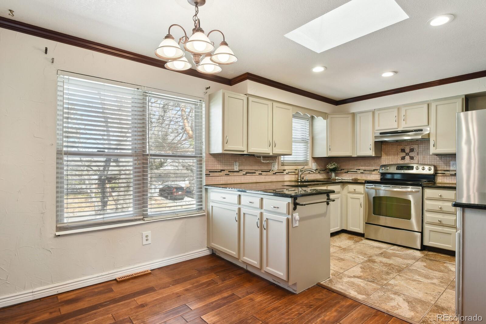 MLS Image #5 for 7526 w ottawa place,littleton, Colorado