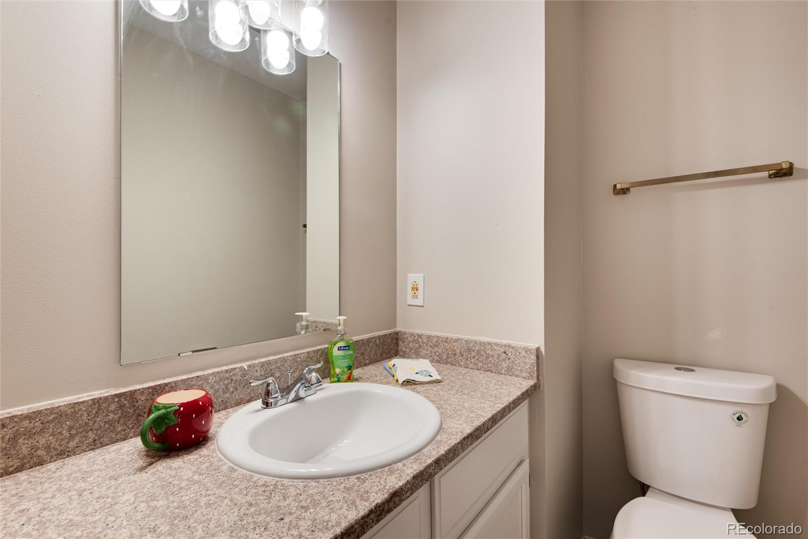 MLS Image #17 for 2058 s balsam street,lakewood, Colorado