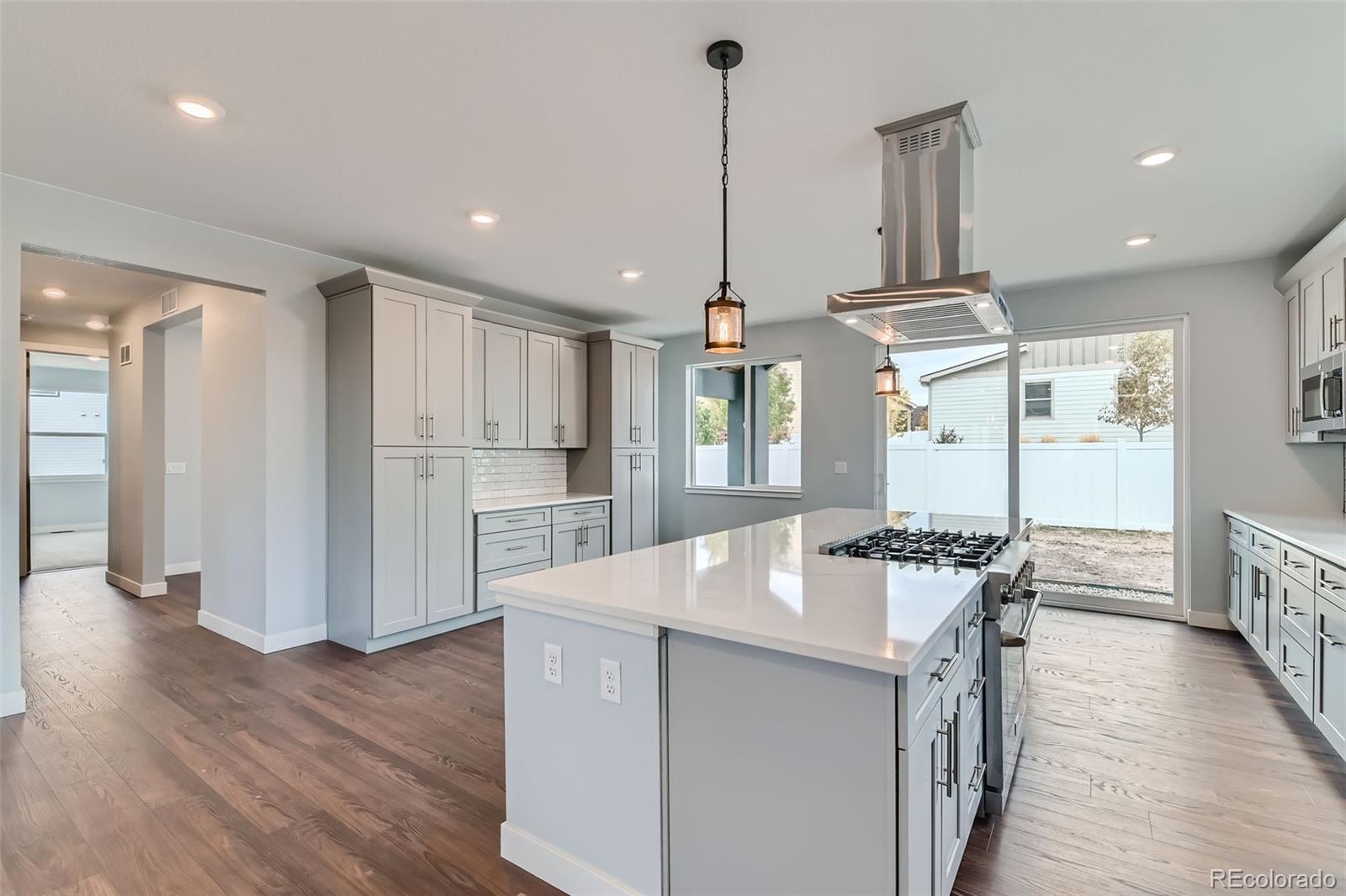 MLS Image #10 for 416 s hawthorn street,frederick, Colorado