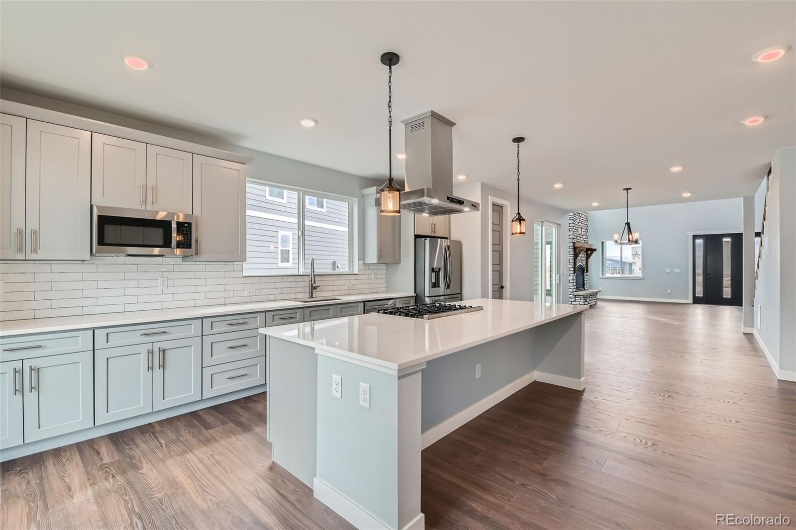 MLS Image #11 for 416 s hawthorn street,frederick, Colorado