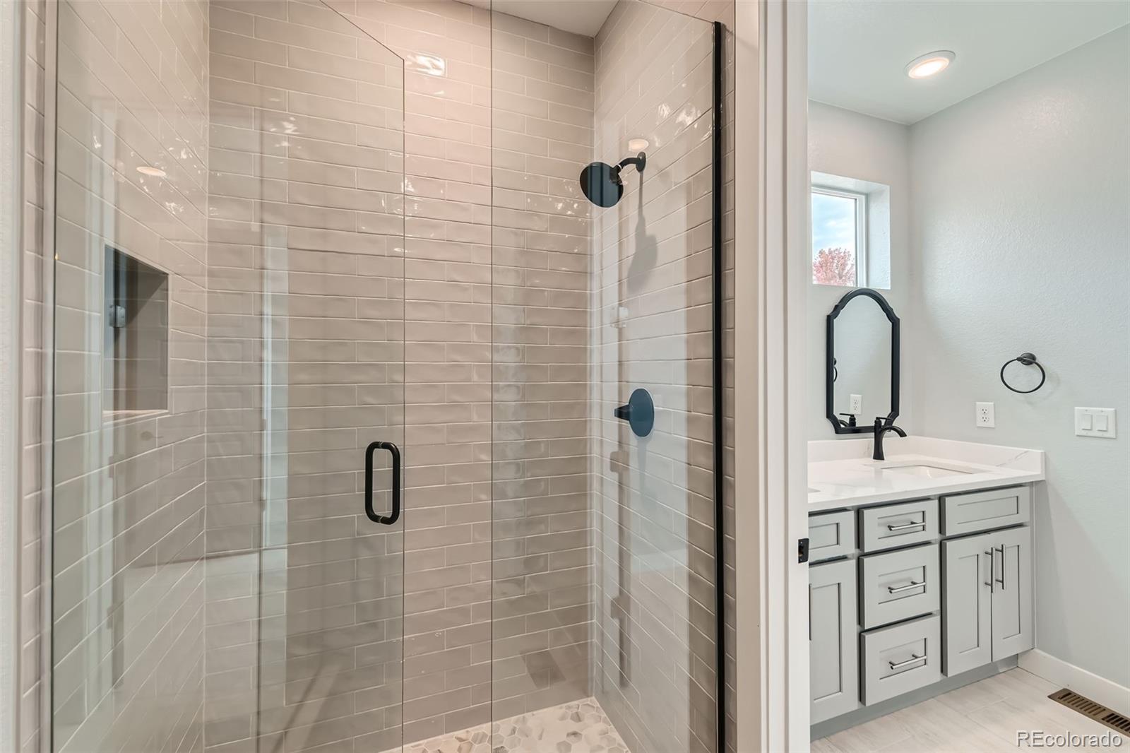 MLS Image #17 for 416 s hawthorn street,frederick, Colorado