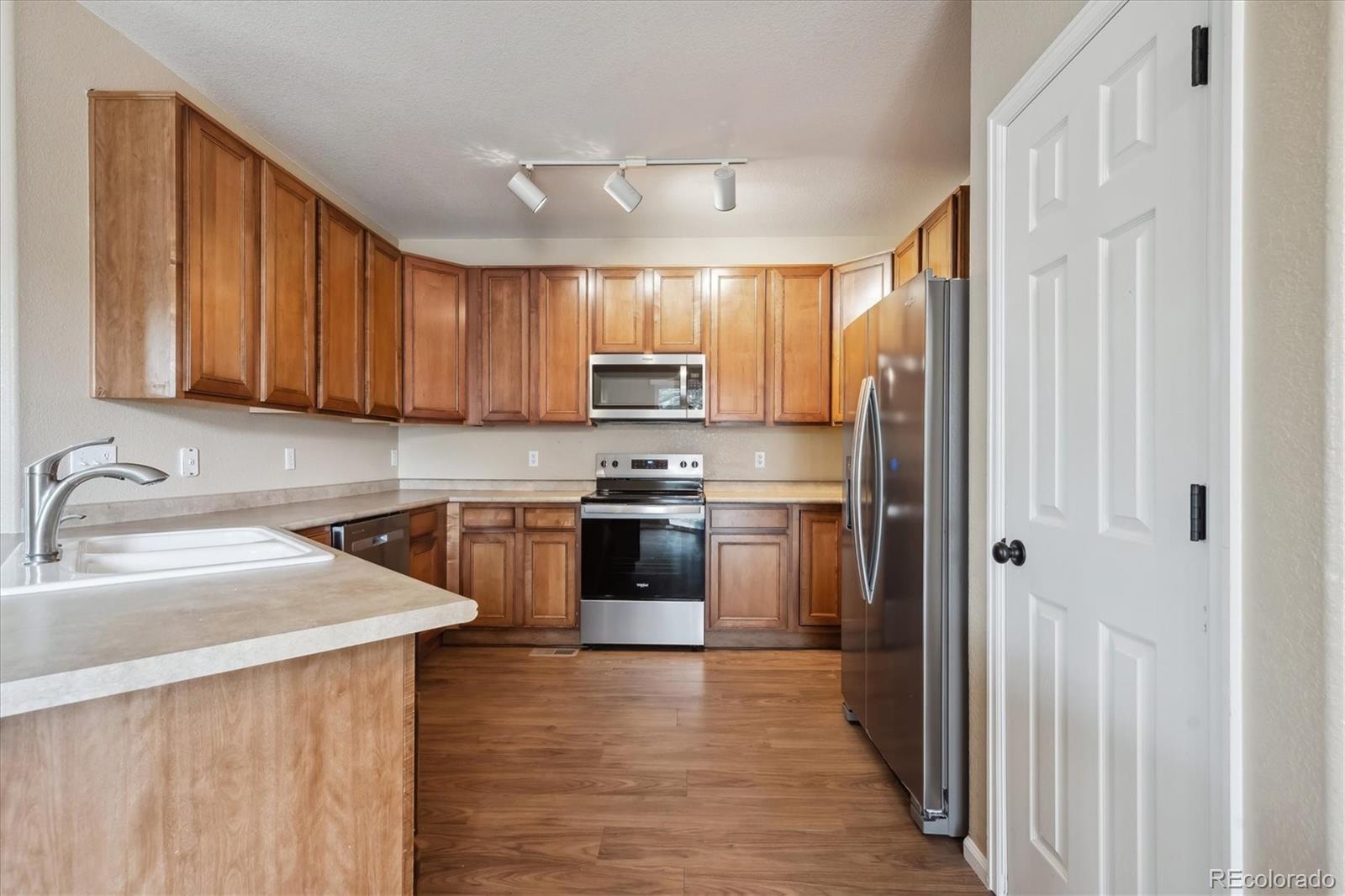 MLS Image #9 for 1112 s coolidge circle,aurora, Colorado